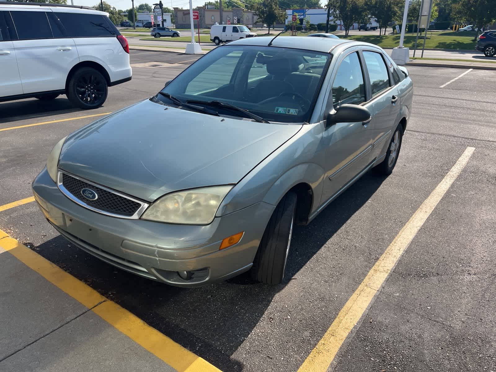 Thumbnail: 2006 Ford Focus - 2