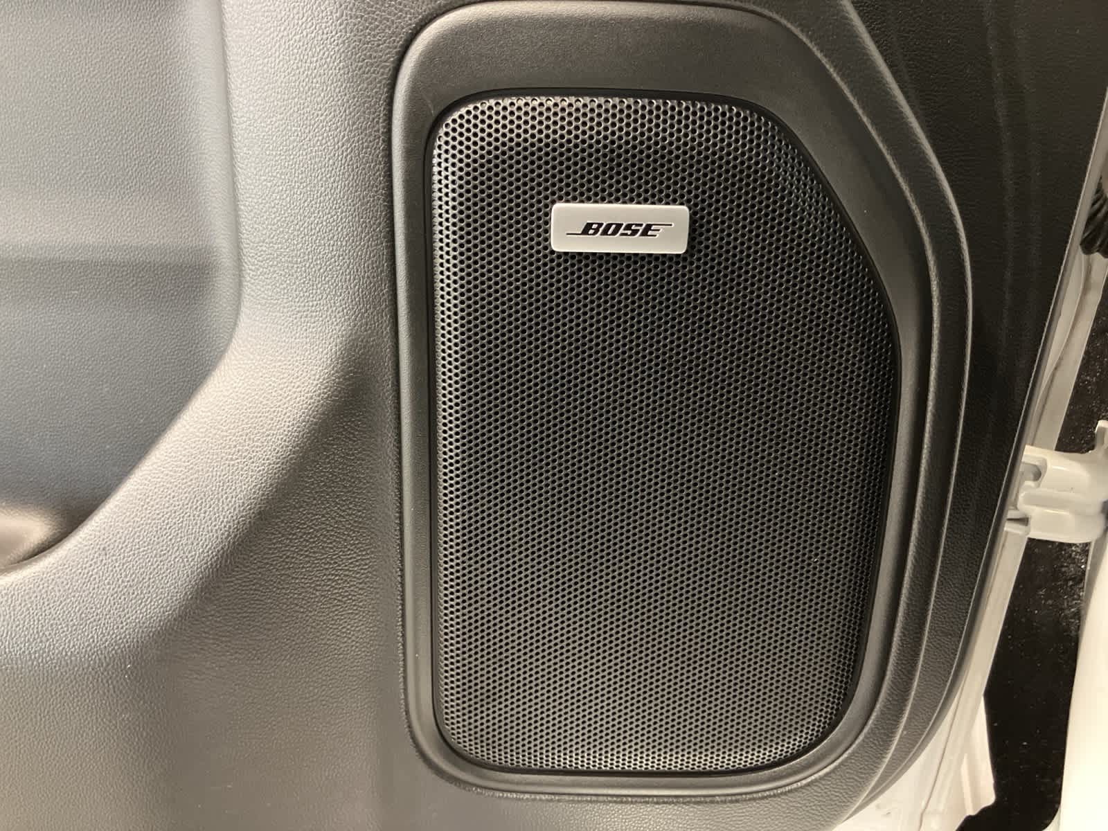 Thumbnail: 2019 Chevrolet Silverado 1500 - 12