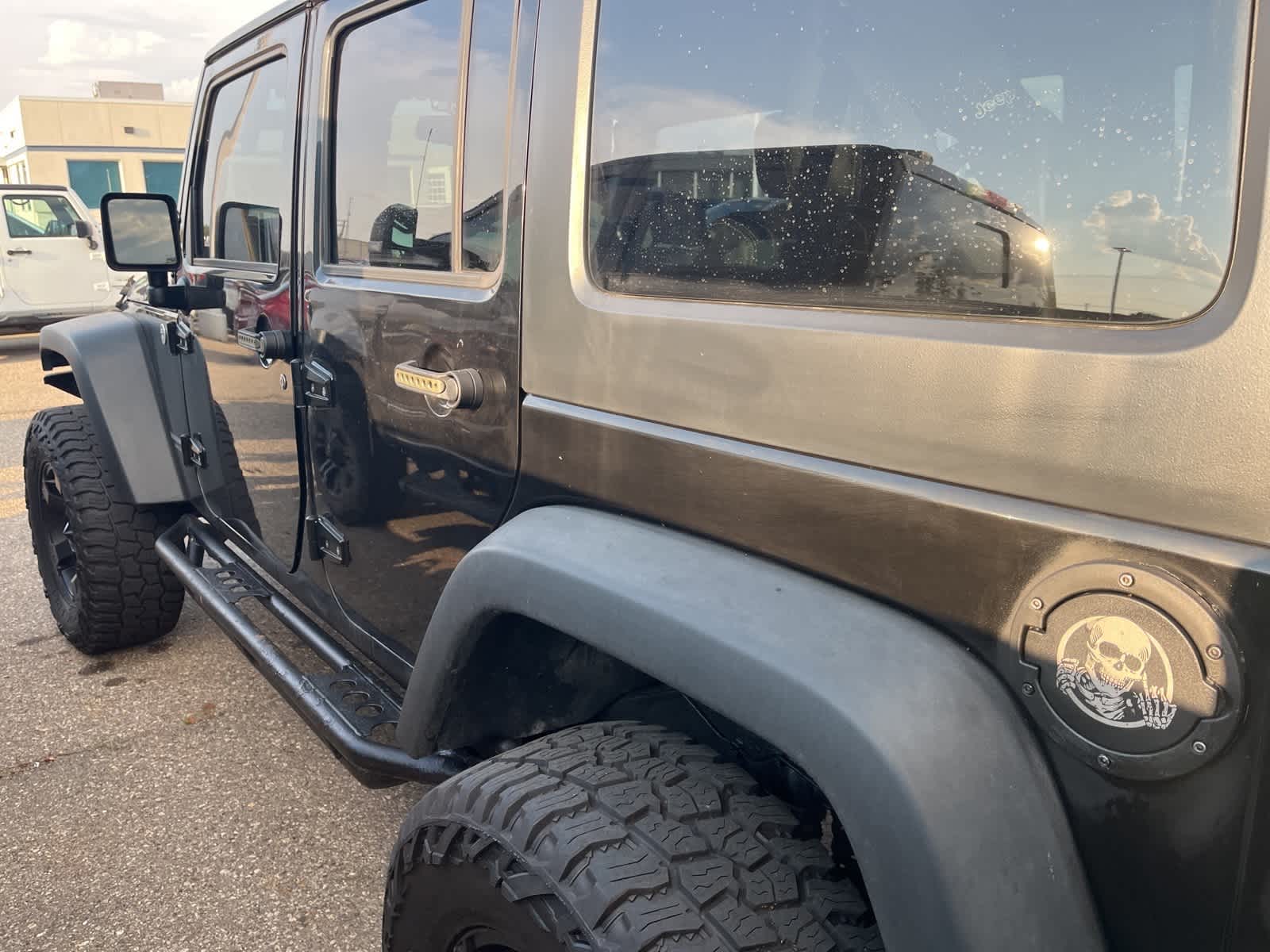 Thumbnail: 2017 Jeep Wrangler - 10