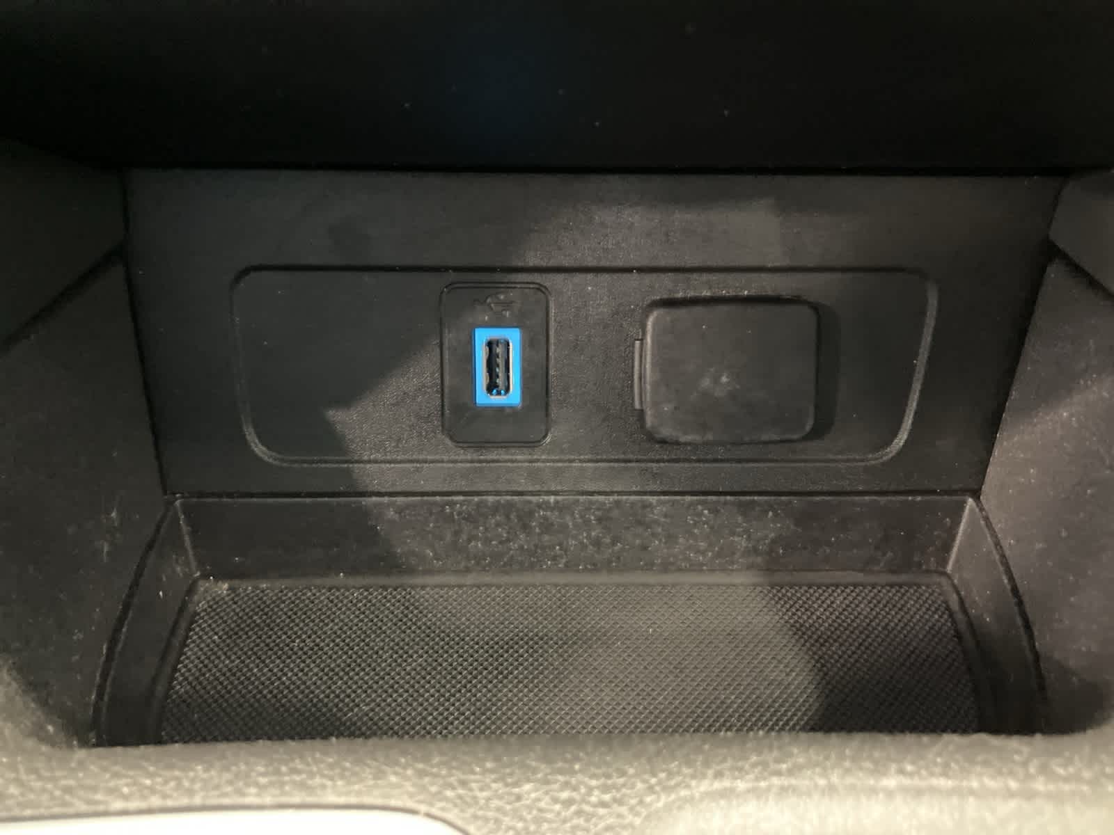 Thumbnail: 2019 Ford Escape - 18