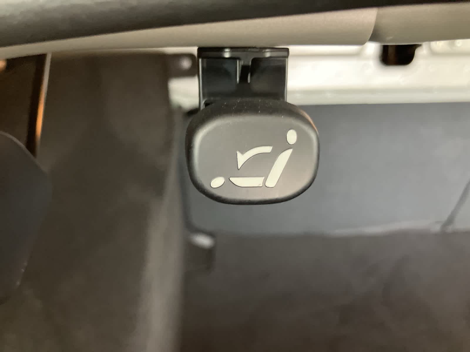 Thumbnail: 2025 Mazda Mazda3 - 25