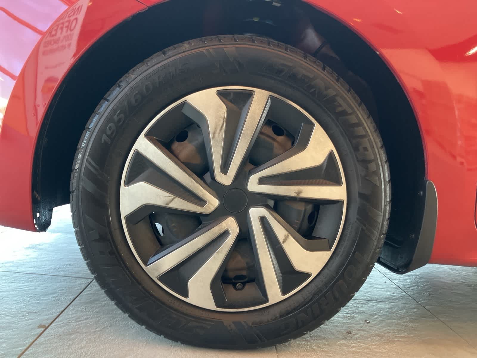 Thumbnail: 2018 Kia Rio - 8