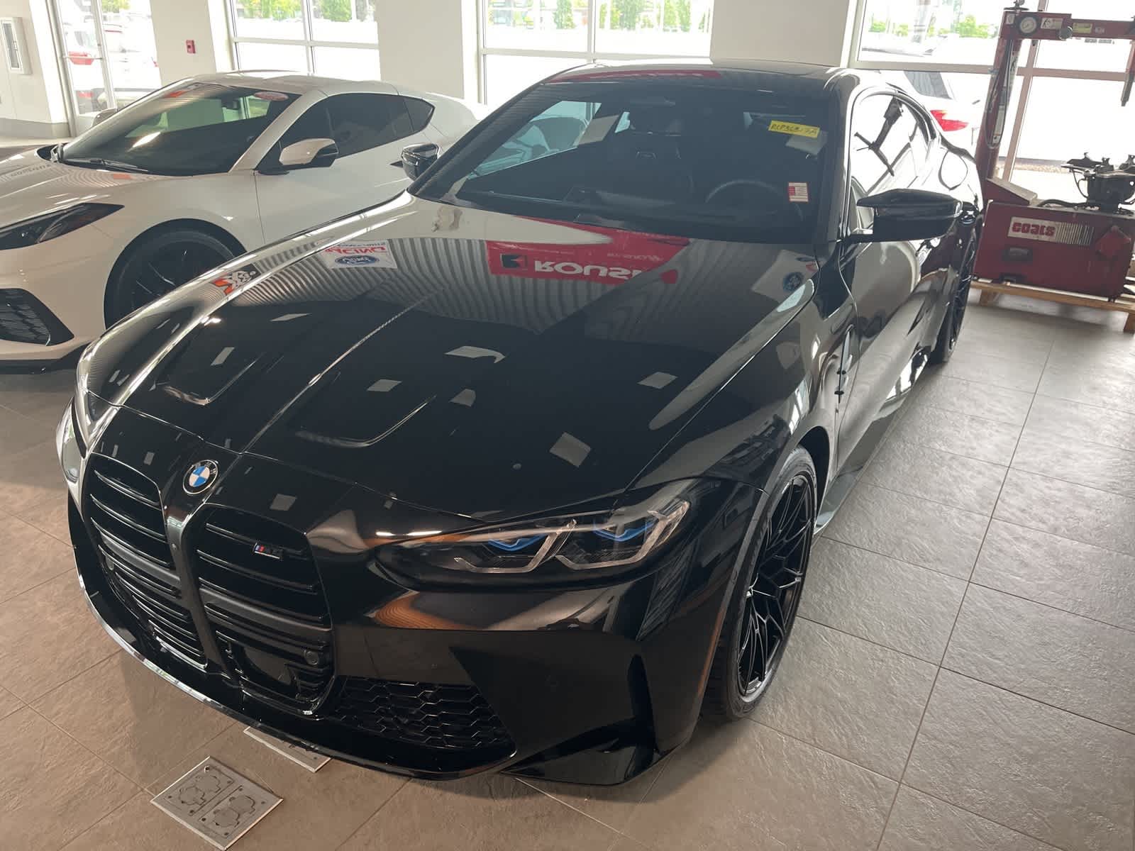 Thumbnail: 2024 BMW M4 - 4