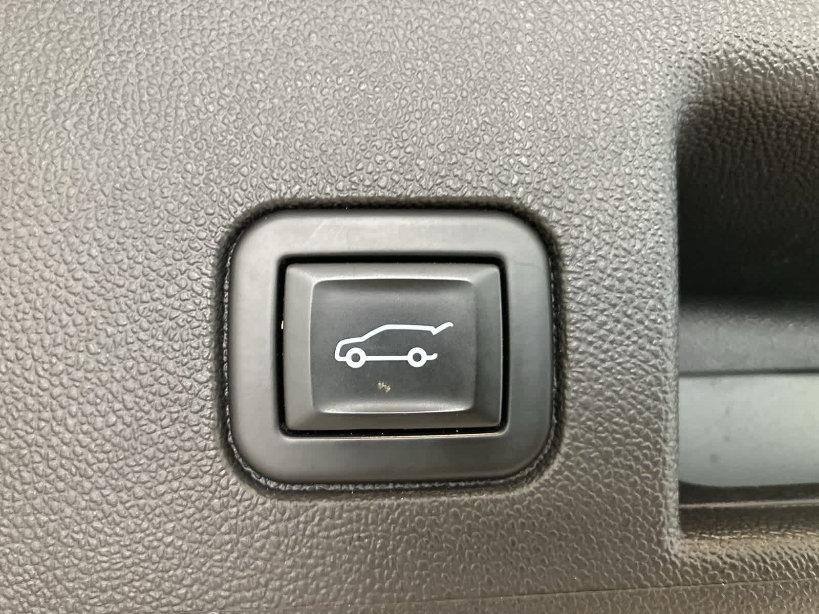 Thumbnail: 2021 Chevrolet Equinox - 26