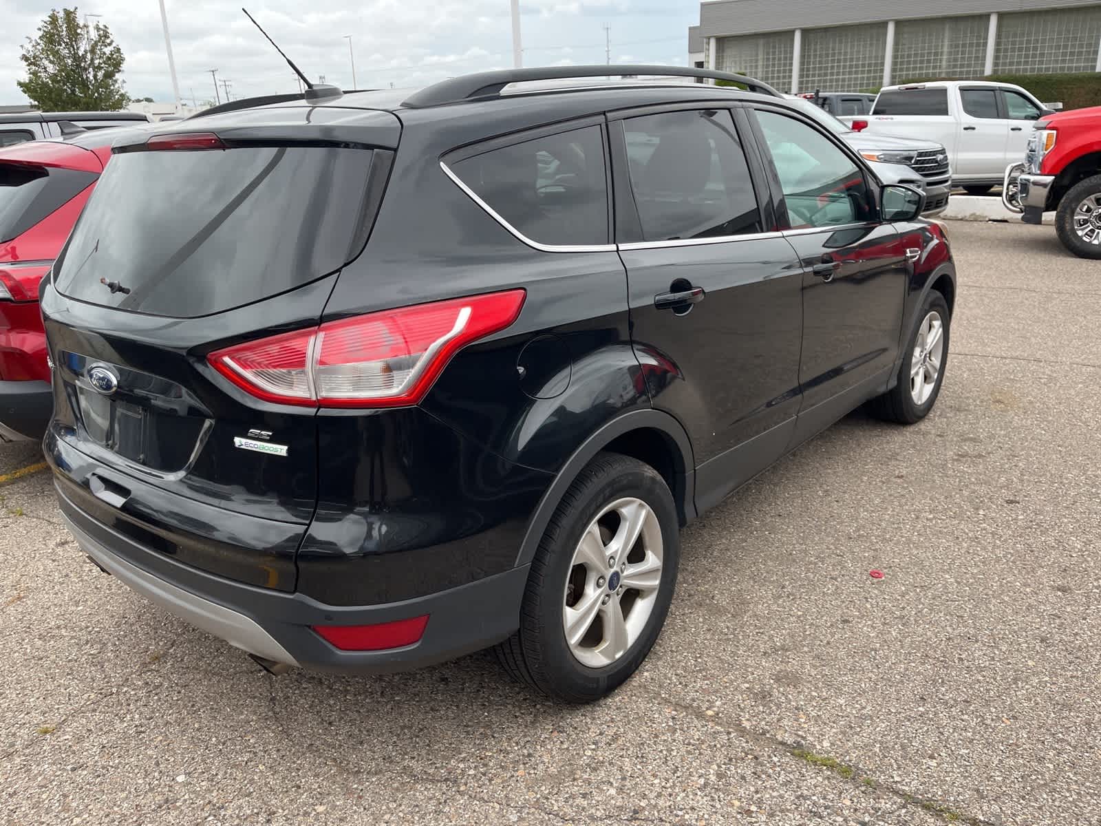 Thumbnail: 2015 Ford Escape - 14