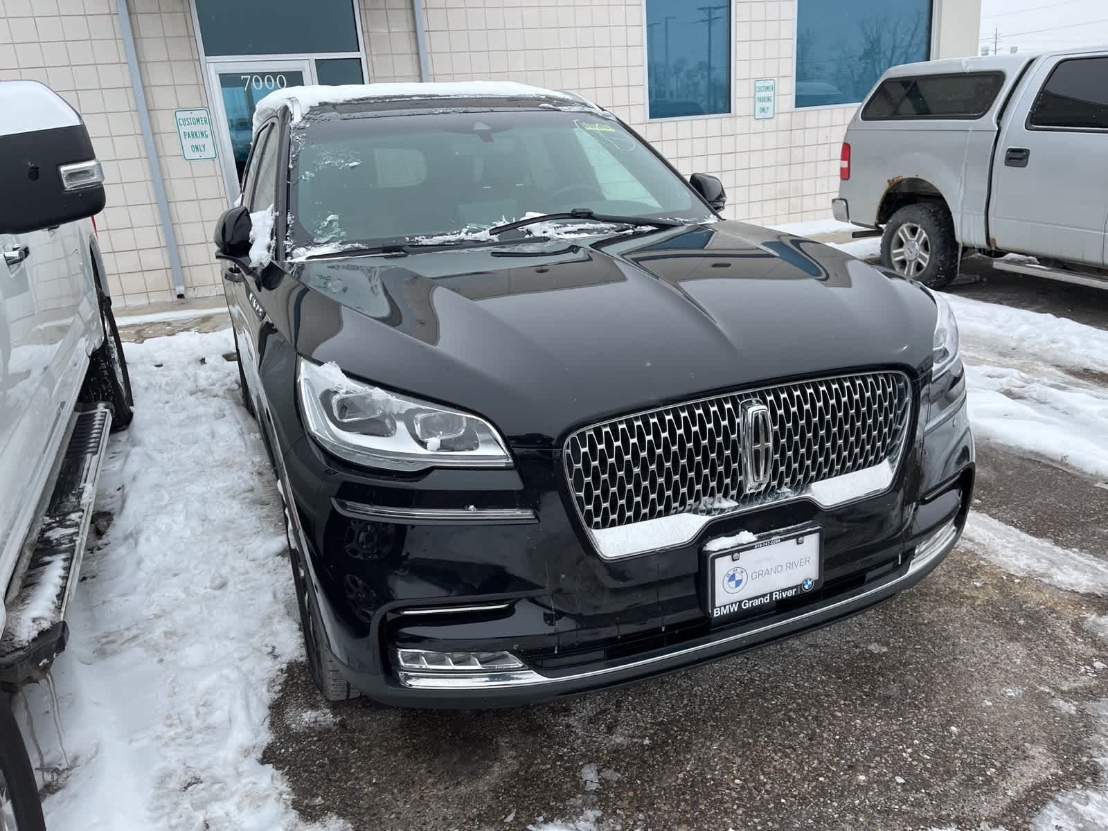 Thumbnail: 2020 Lincoln Aviator - 19