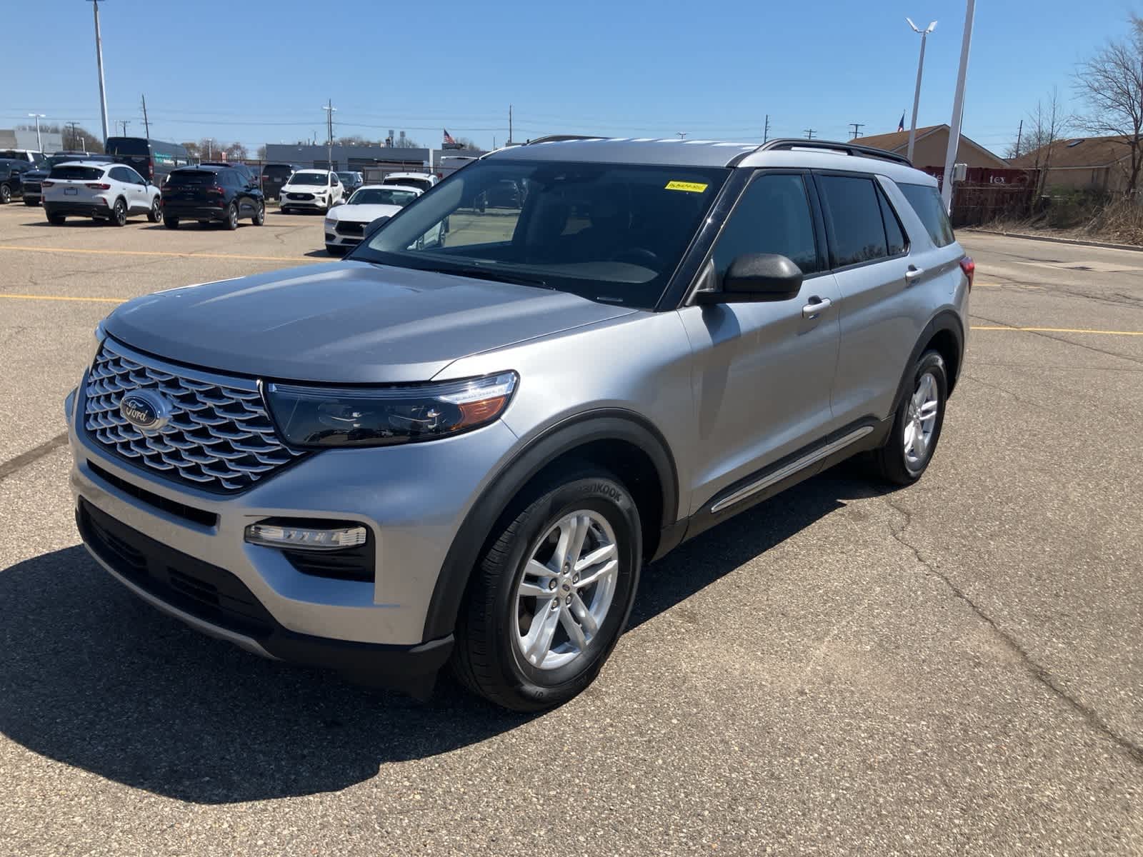 2023 Ford Explorer XLT -
                  Sterling Heights, MI