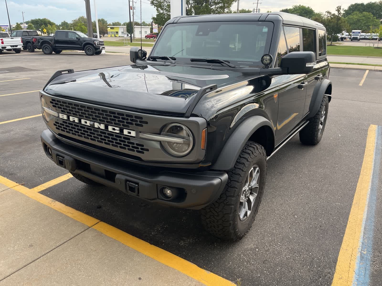 Thumbnail: 2022 Ford Bronco - 2