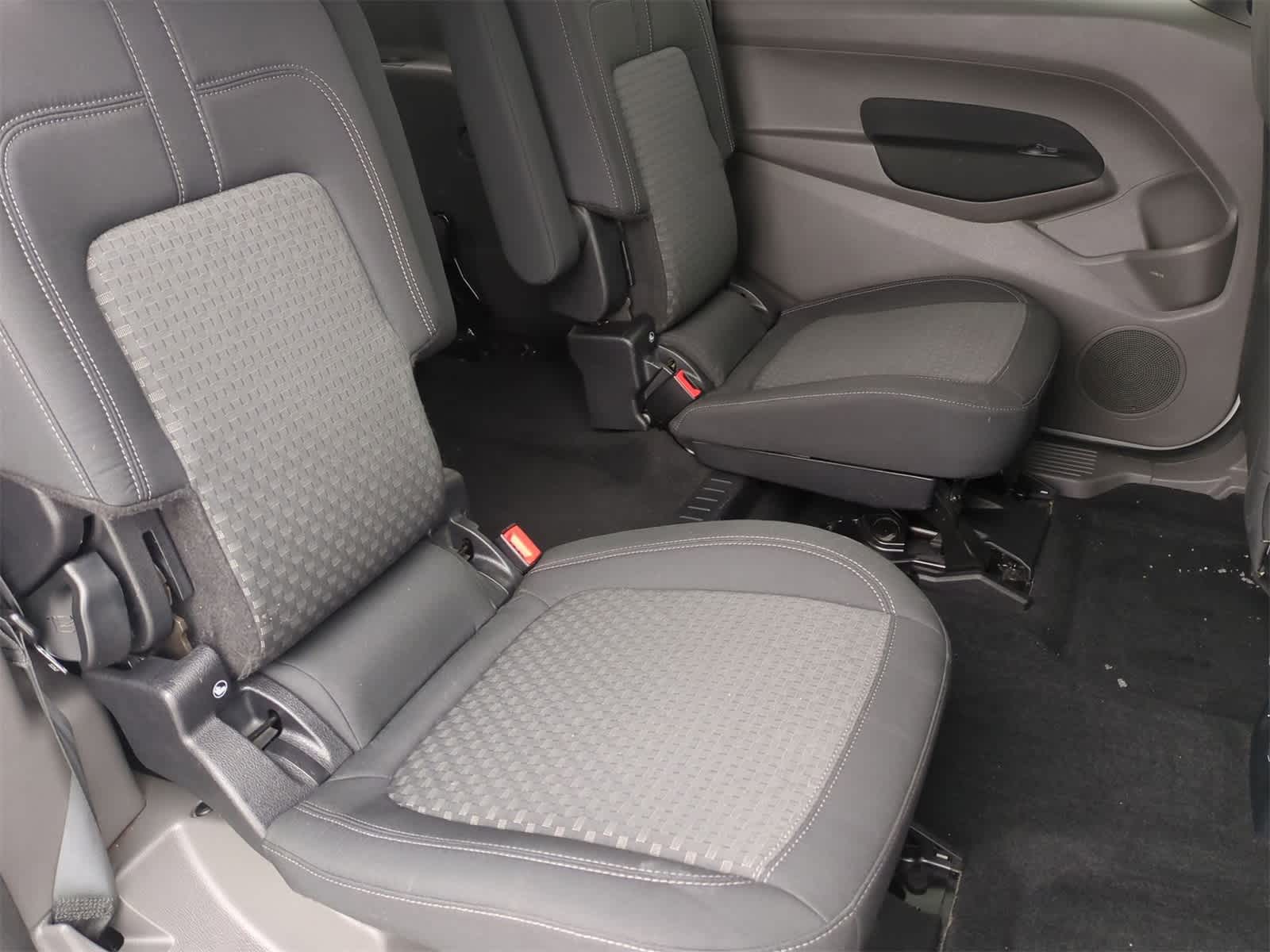 Thumbnail: 2019 Ford Transit Series - 20