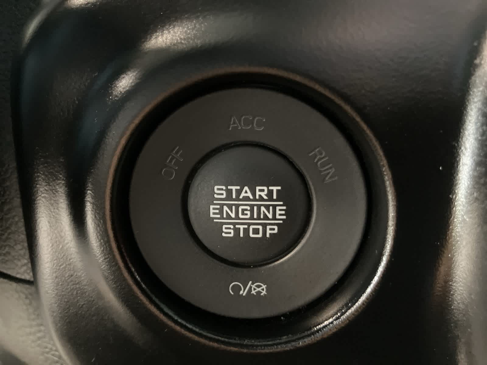 Thumbnail: 2022 Jeep Wrangler - 19