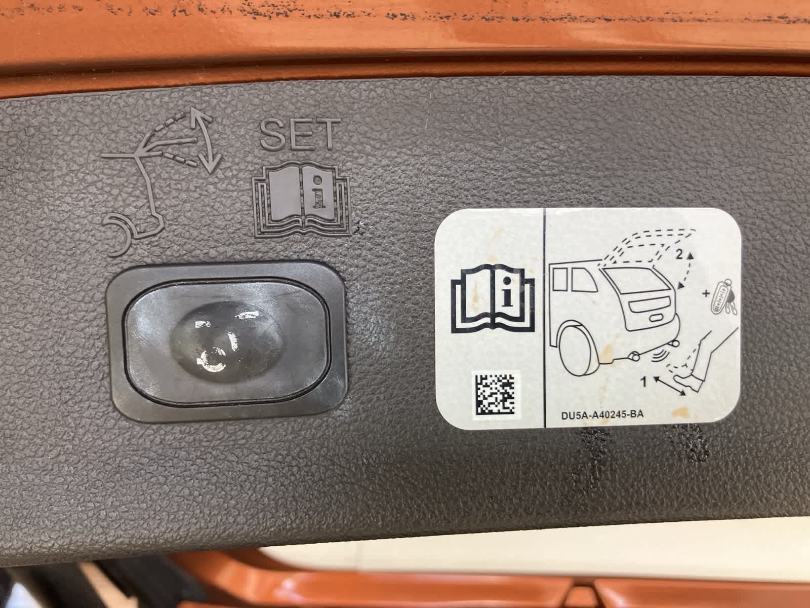 Thumbnail: 2017 Ford Escape - 29