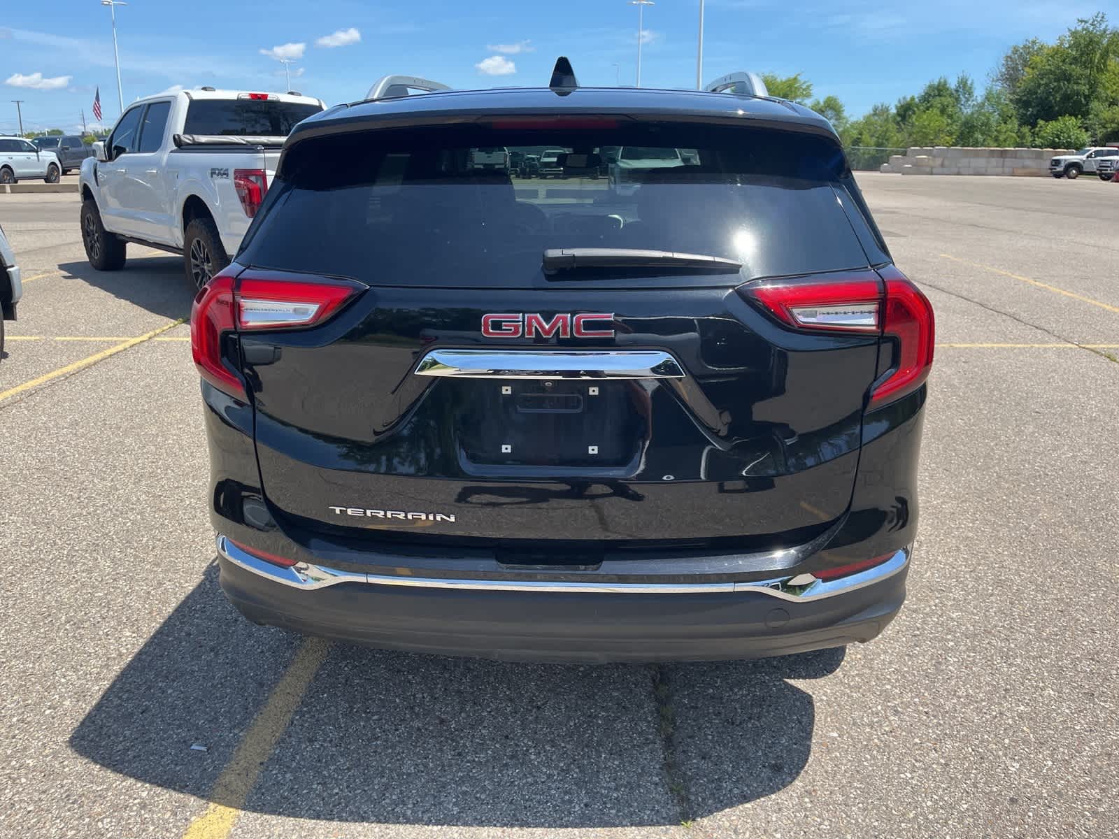 Thumbnail: 2024 GMC Terrain - 10