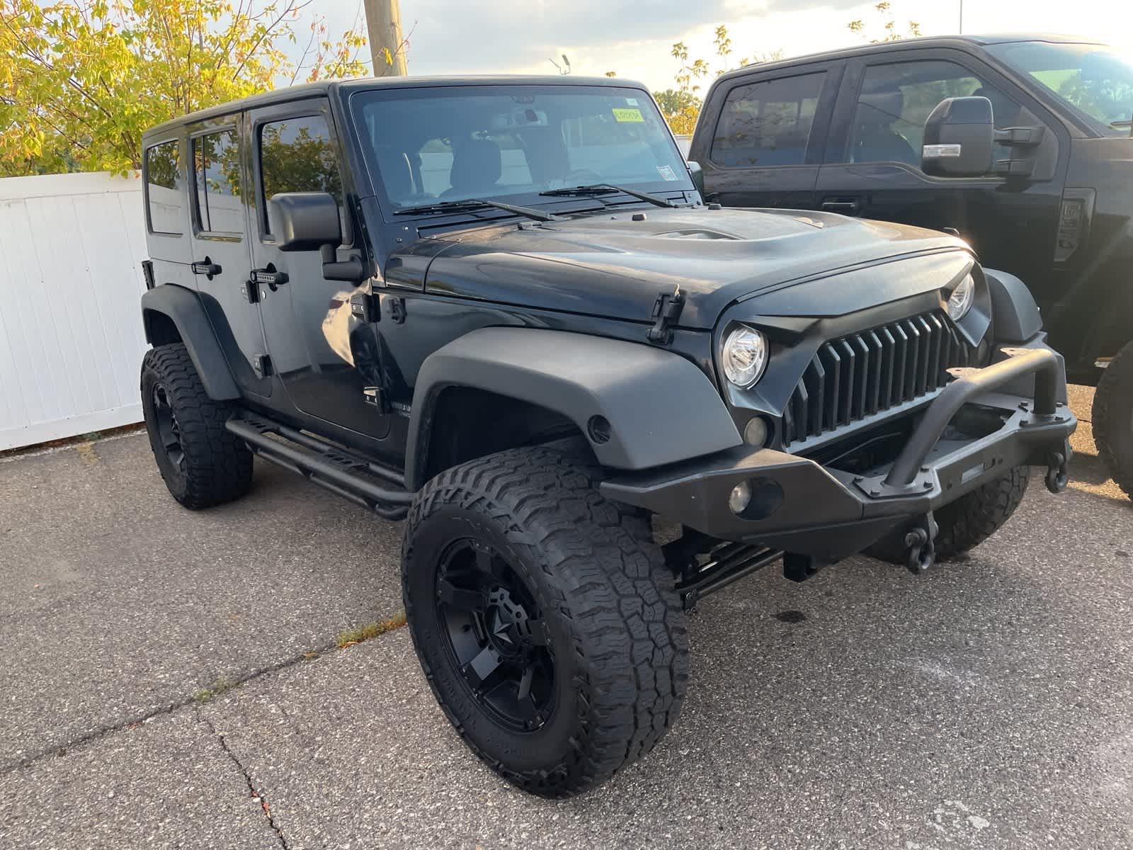 Thumbnail: 2017 Jeep Wrangler - 22