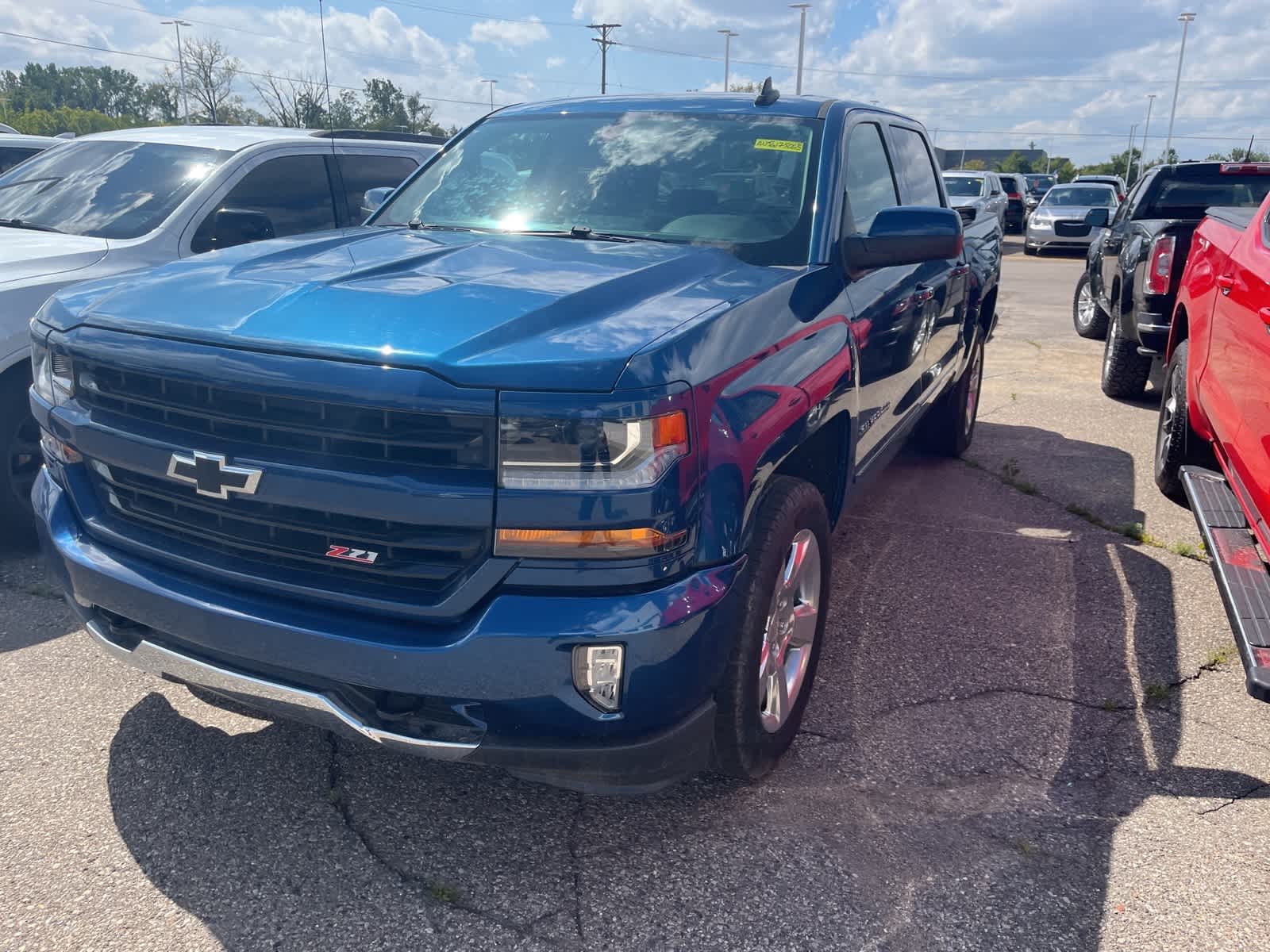 Thumbnail: 2018 Chevrolet Silverado 1500 - 2