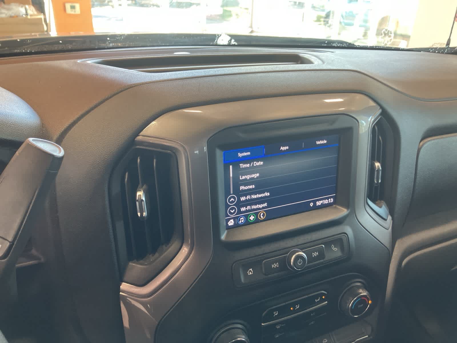 Thumbnail: 2020 Chevrolet Silverado 1500 - 18