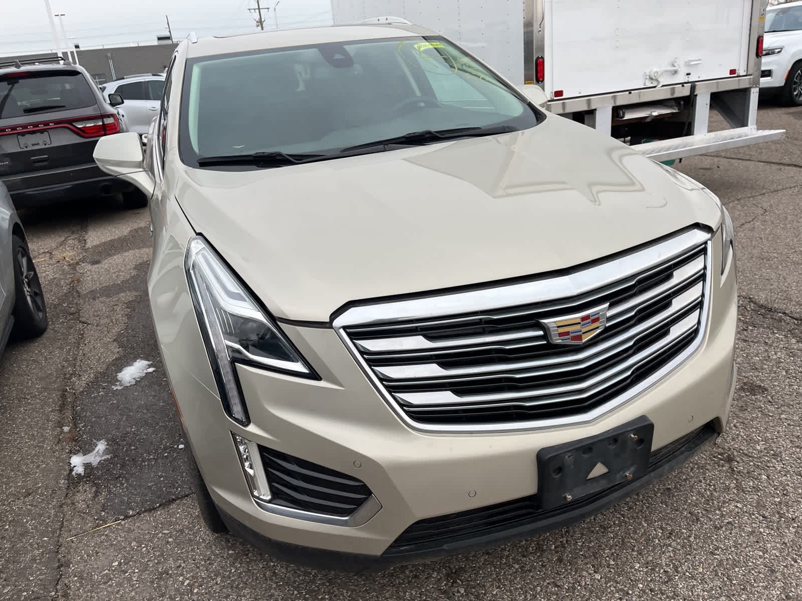 Thumbnail: 2017 Cadillac XT5 - 21