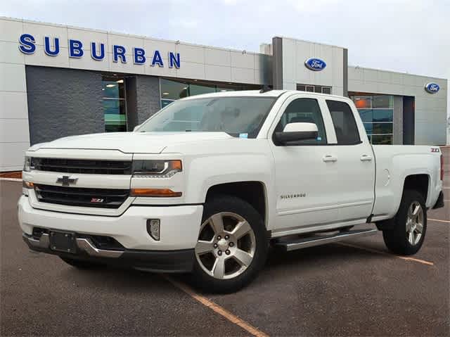 2018 Chevrolet Silverado 1500 LT -
                Sterling Heights, MI