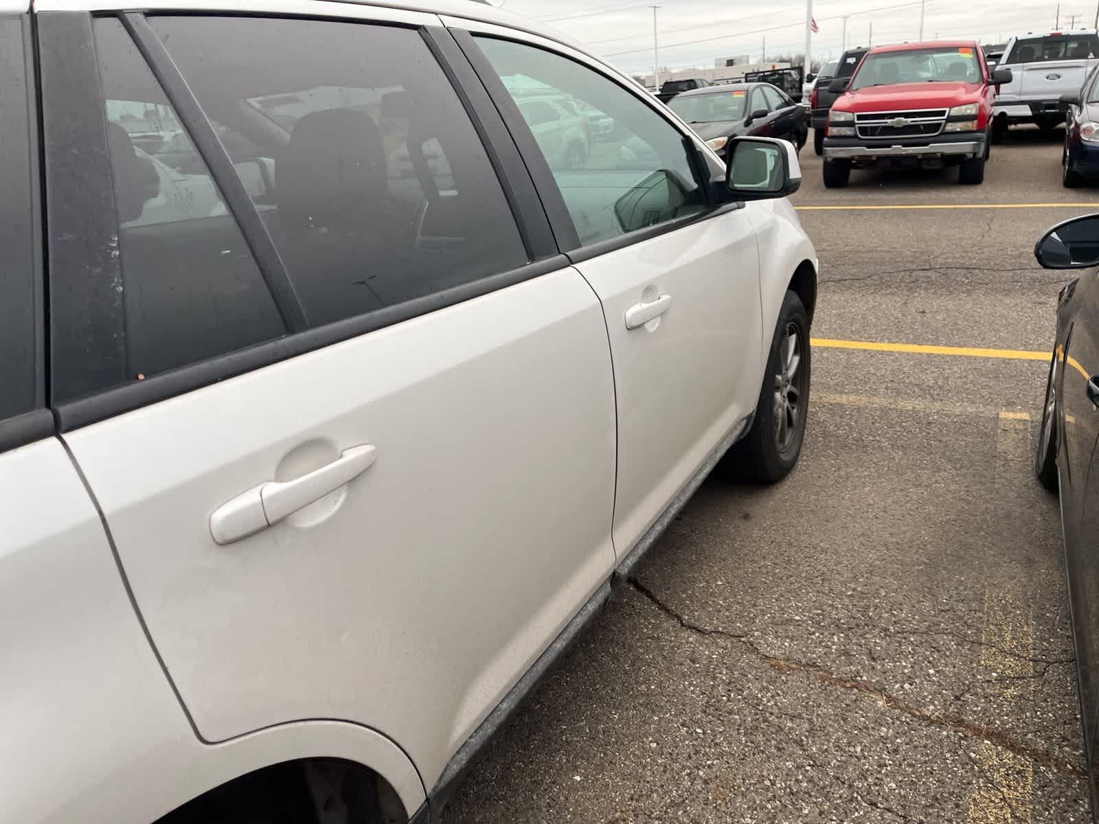 Thumbnail: 2010 Ford Edge - 15