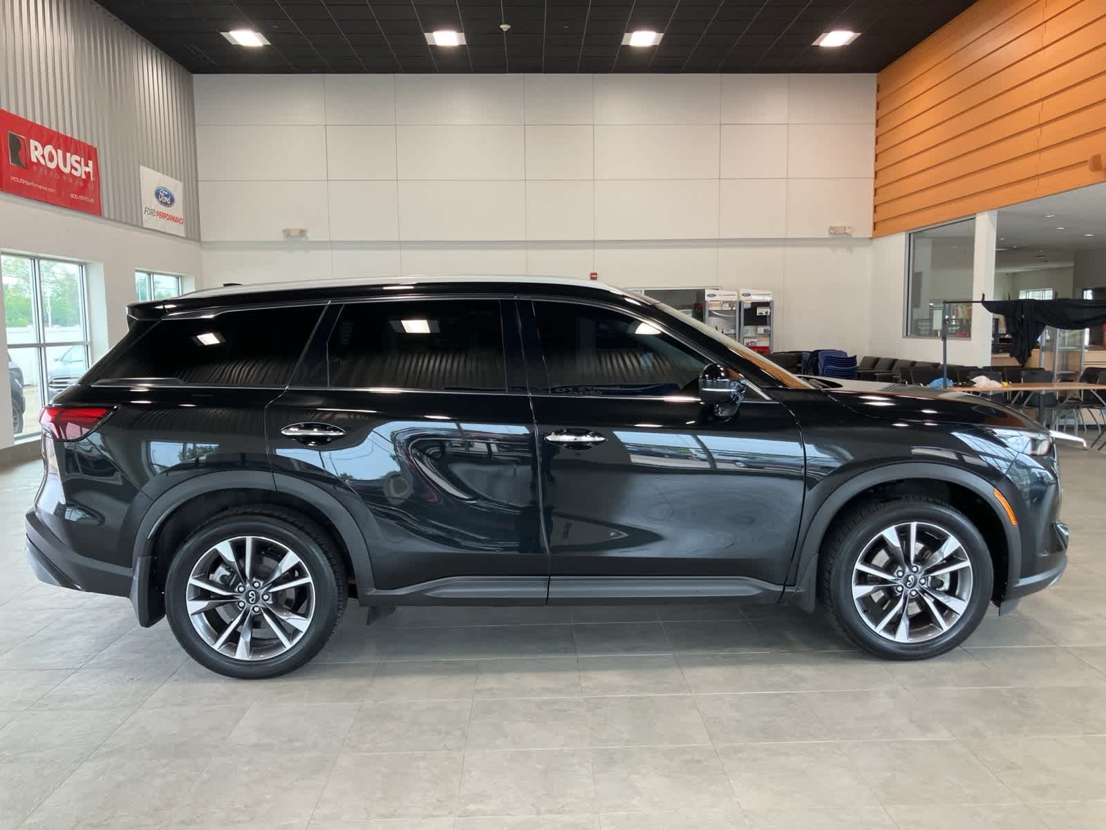 Thumbnail: 2022 INFINITI QX60 - 4