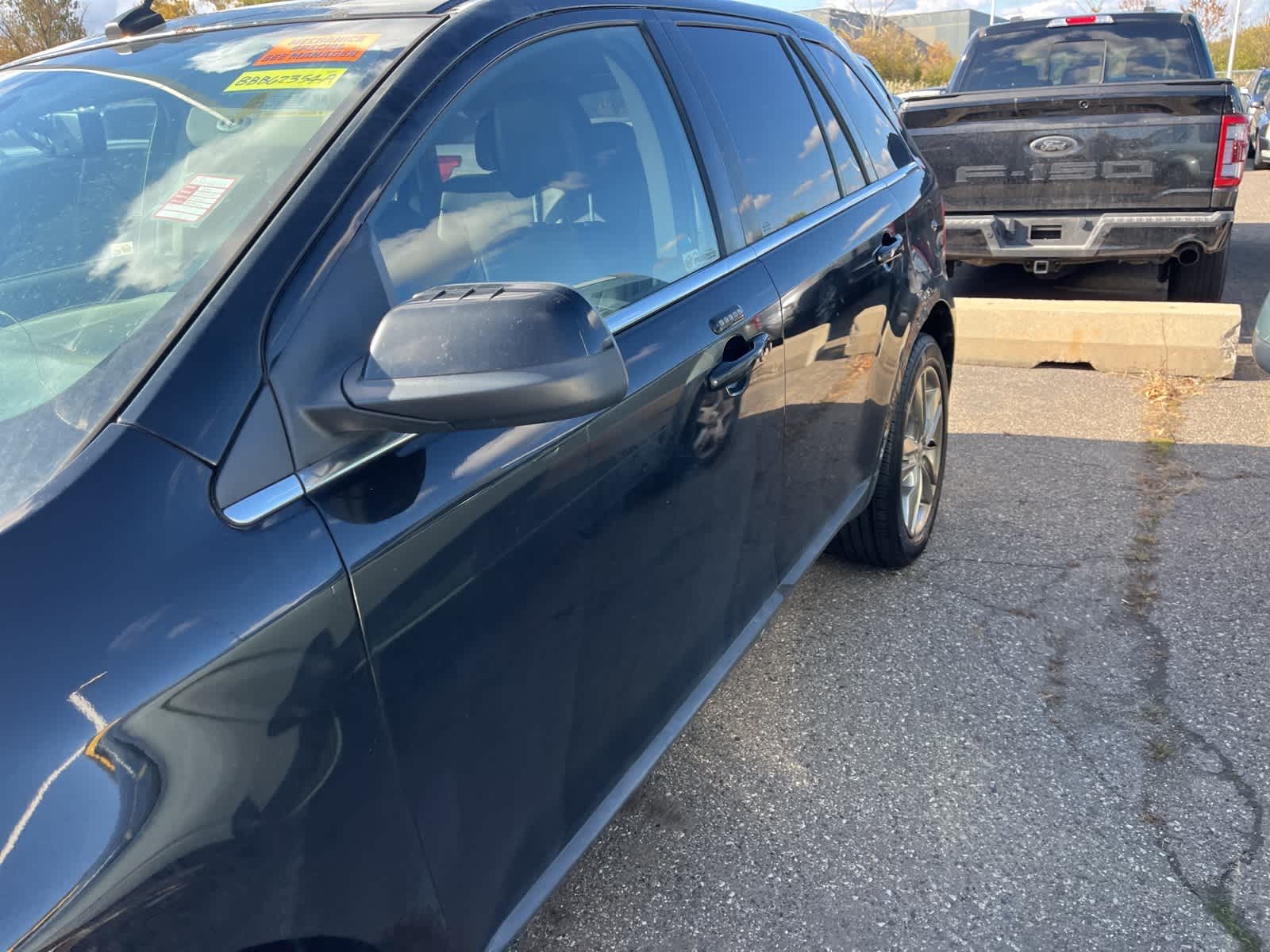 Thumbnail: 2011 Ford Edge - 6