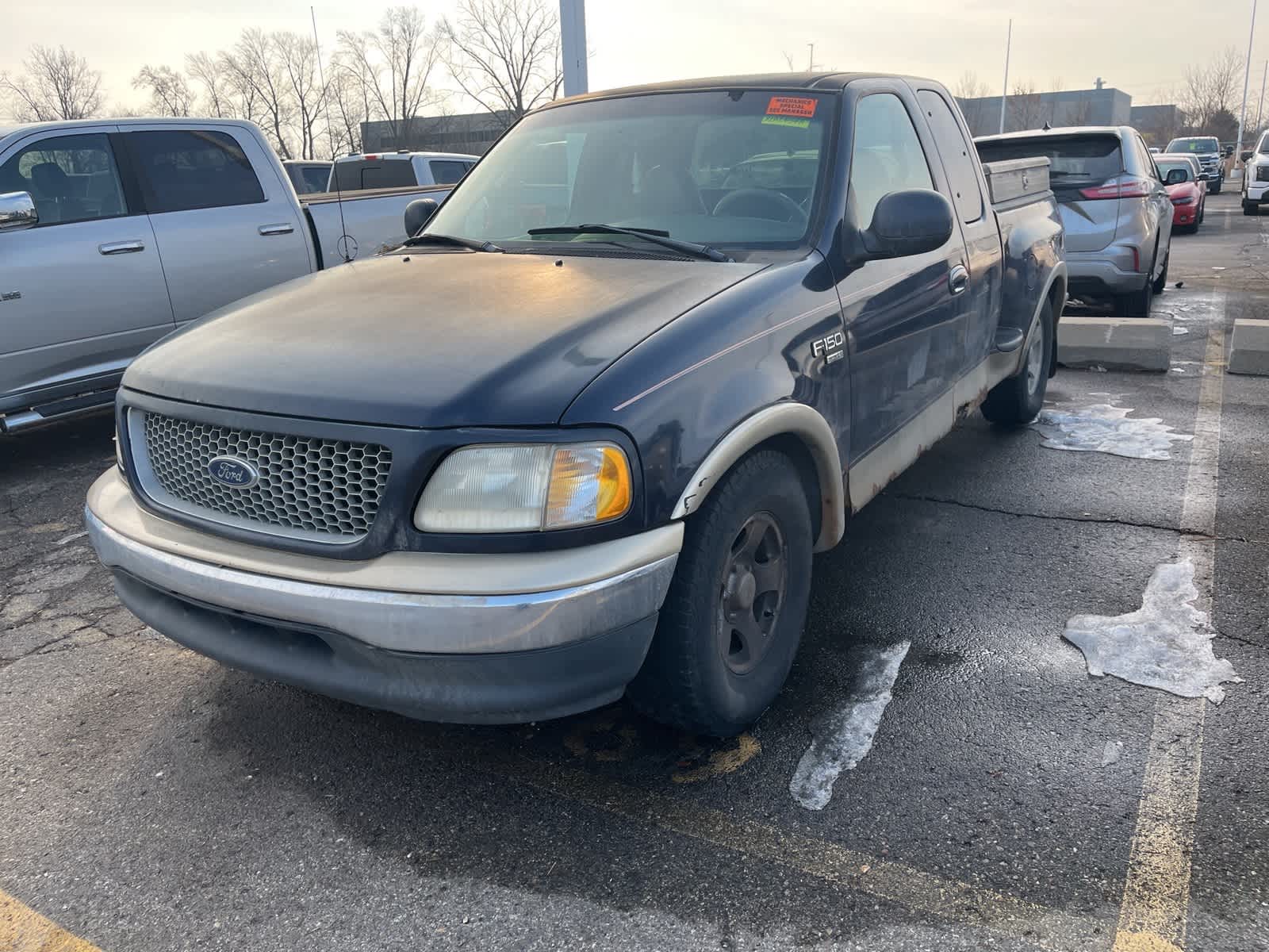1999 Ford F-150 Lariat -
                  Sterling Heights, MI
