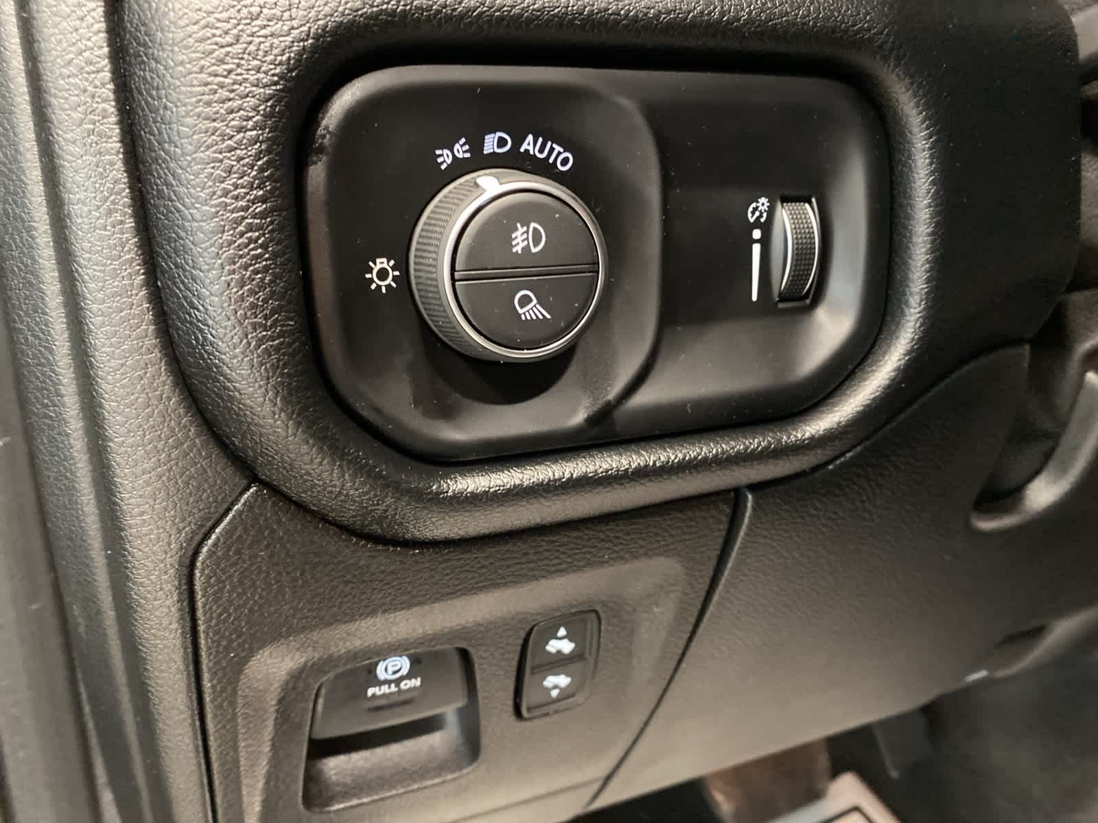 Thumbnail: 2022 RAM 1500 - 18