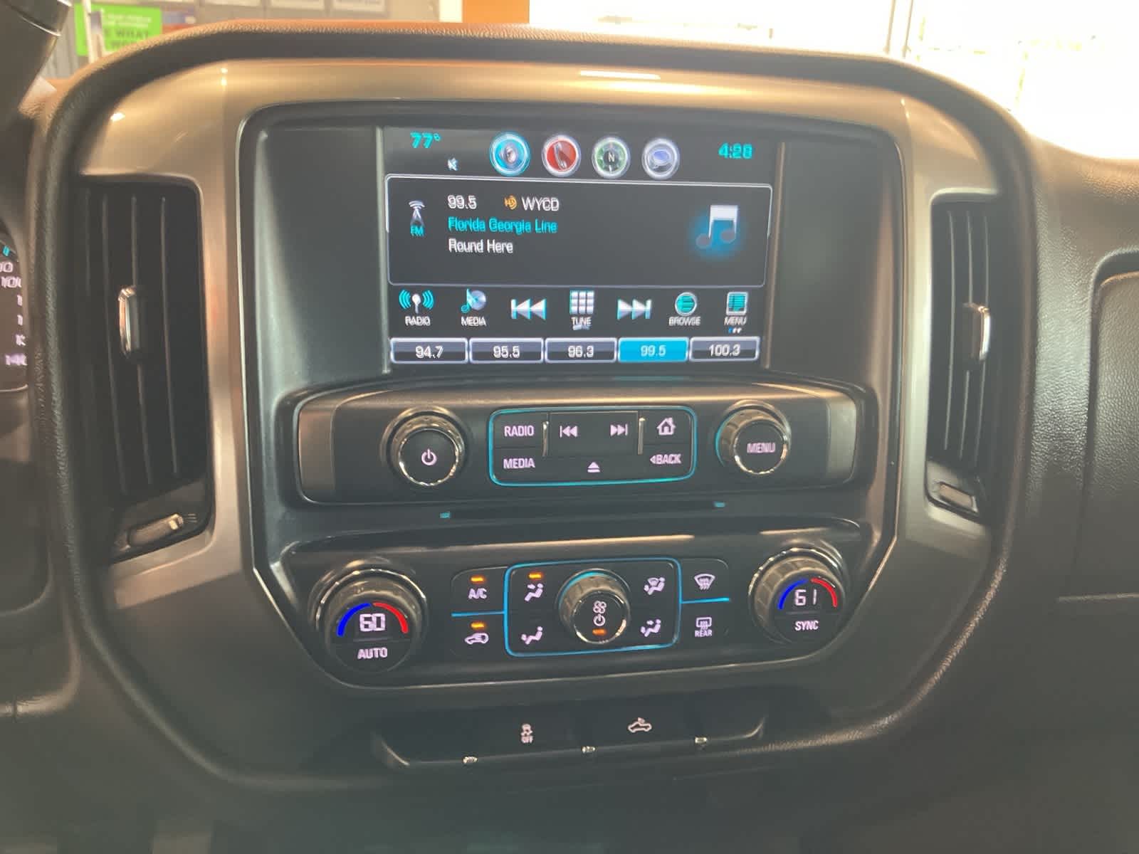Thumbnail: 2018 Chevrolet Silverado 1500 - 15