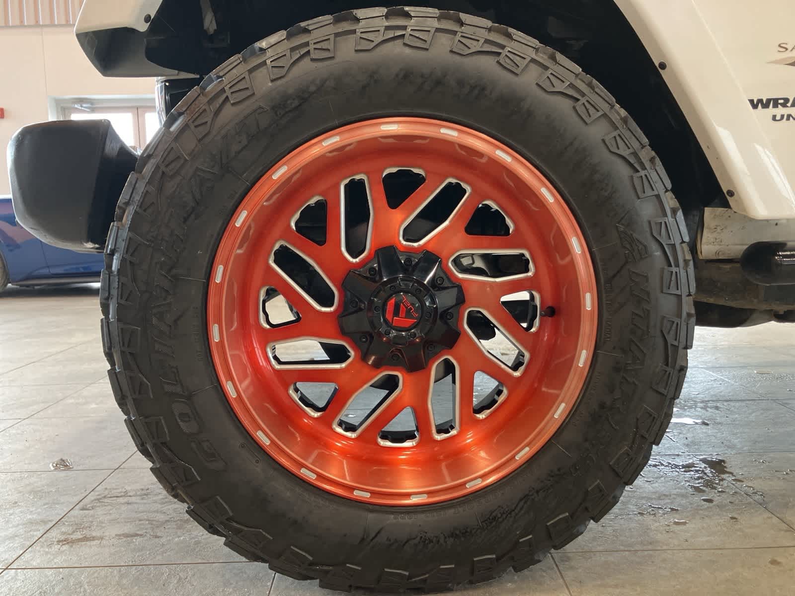 Thumbnail: 2016 Jeep Wrangler - 9