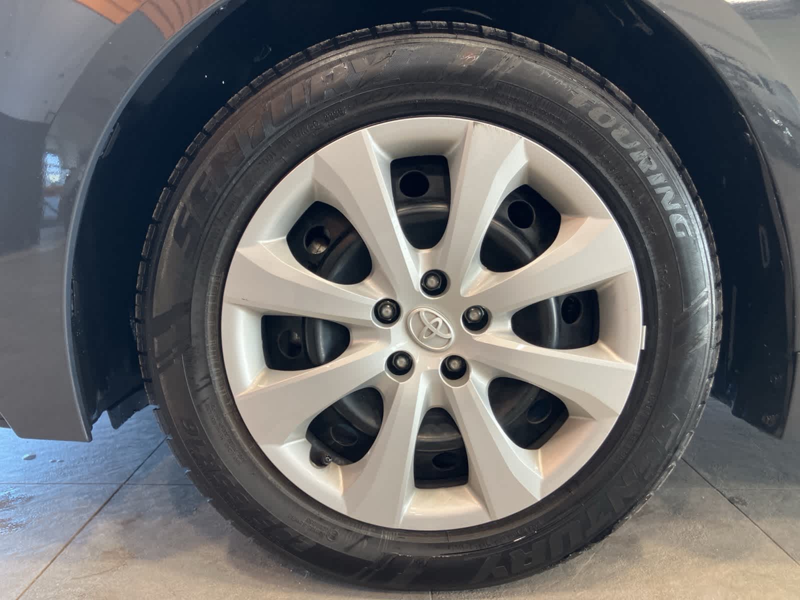 Thumbnail: 2024 Toyota Corolla - 9