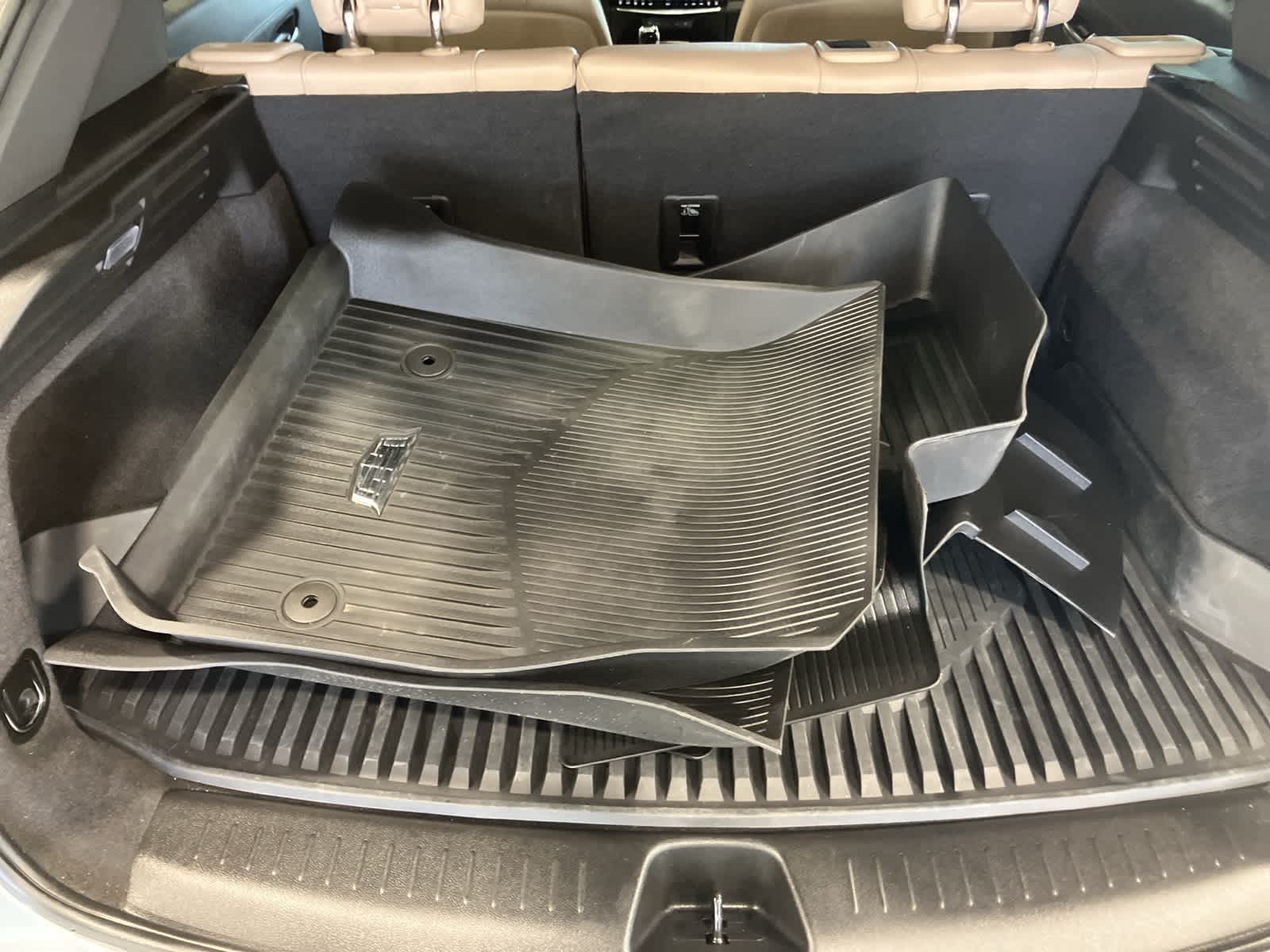 Thumbnail: 2024 Cadillac XT4 - 27