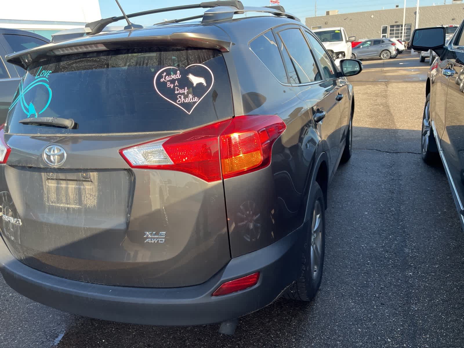 Thumbnail: 2015 Toyota RAV4 - 15