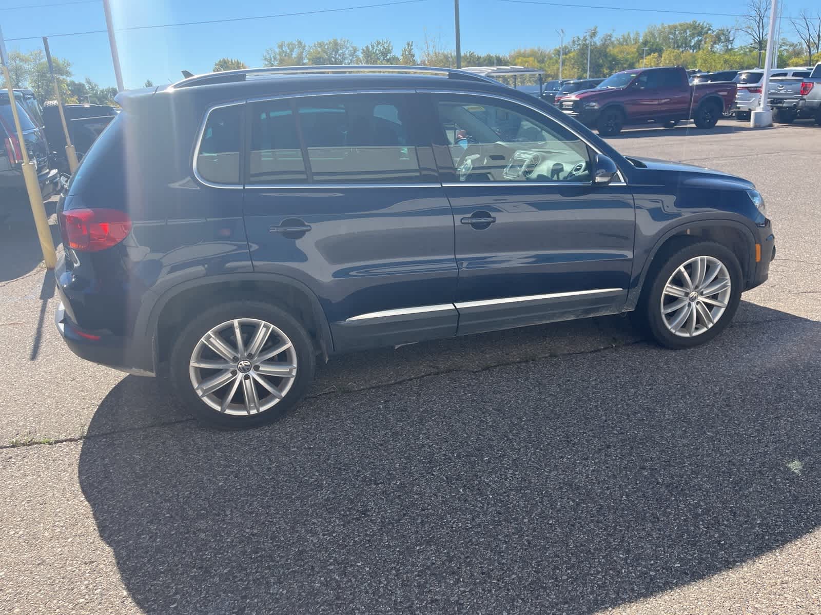 Thumbnail: 2016 Volkswagen Tiguan - 15