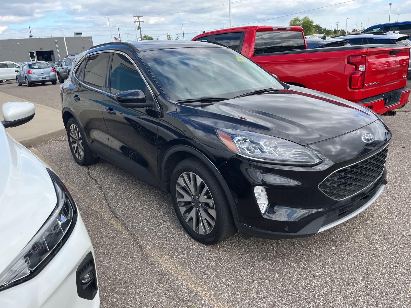 Thumbnail: 2021 Ford Escape - 18