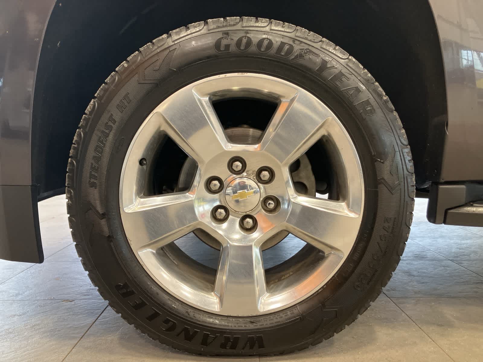 Thumbnail: 2015 Chevrolet Tahoe - 9