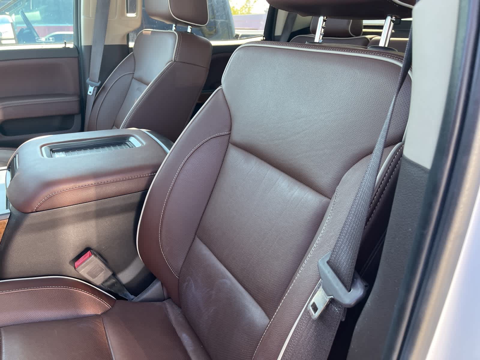 Thumbnail: 2019 Chevrolet Silverado 3500 - 23
