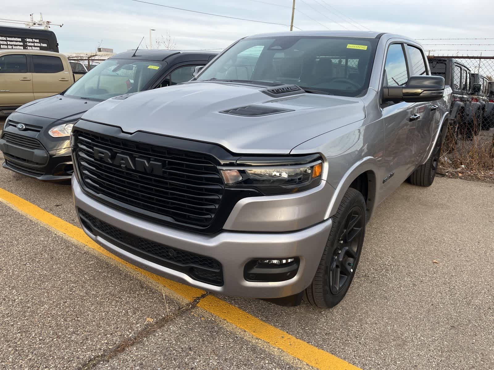 2025 Ram 1500 Laramie photo 4