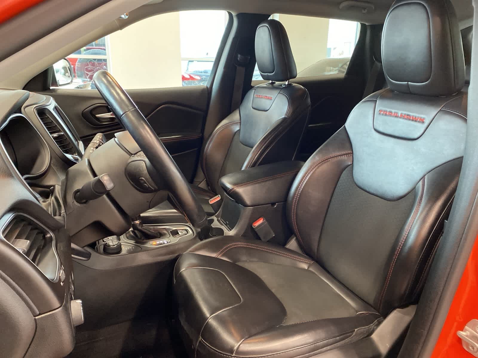 Thumbnail: 2021 Jeep Cherokee - 11