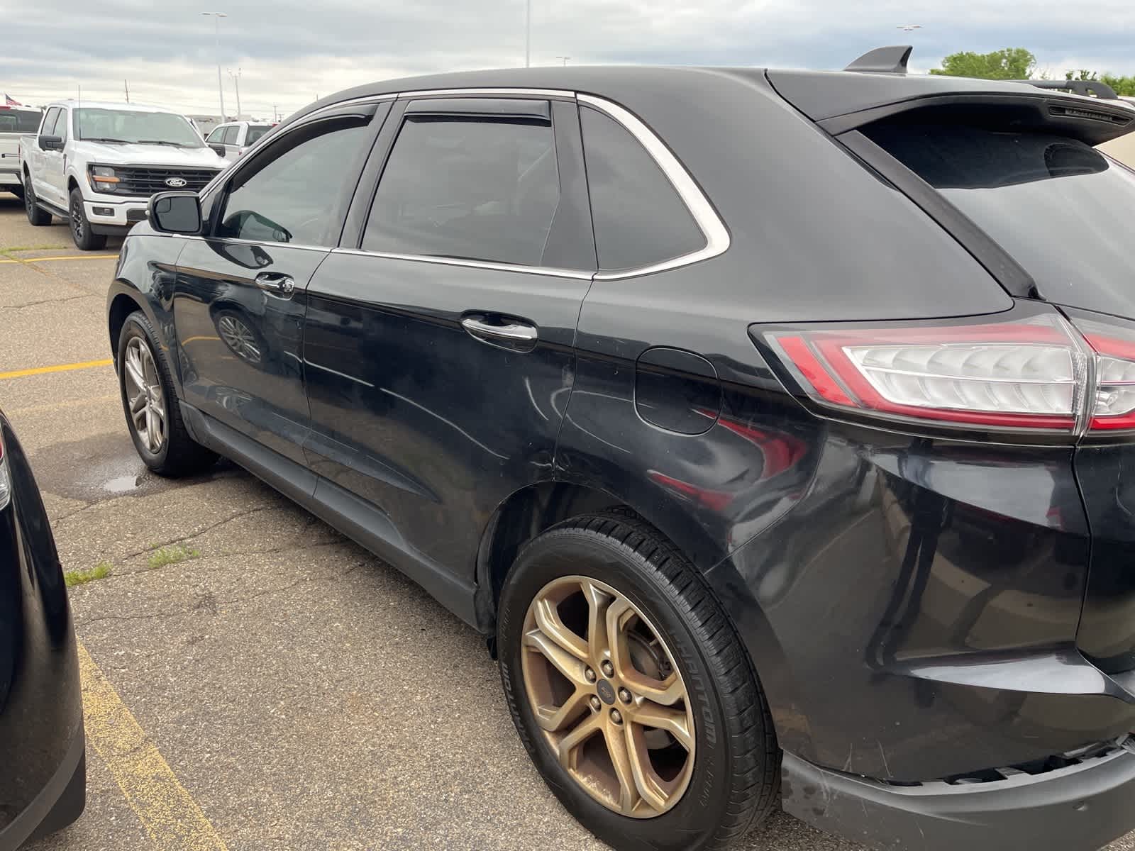 Thumbnail: 2015 Ford Edge - 9