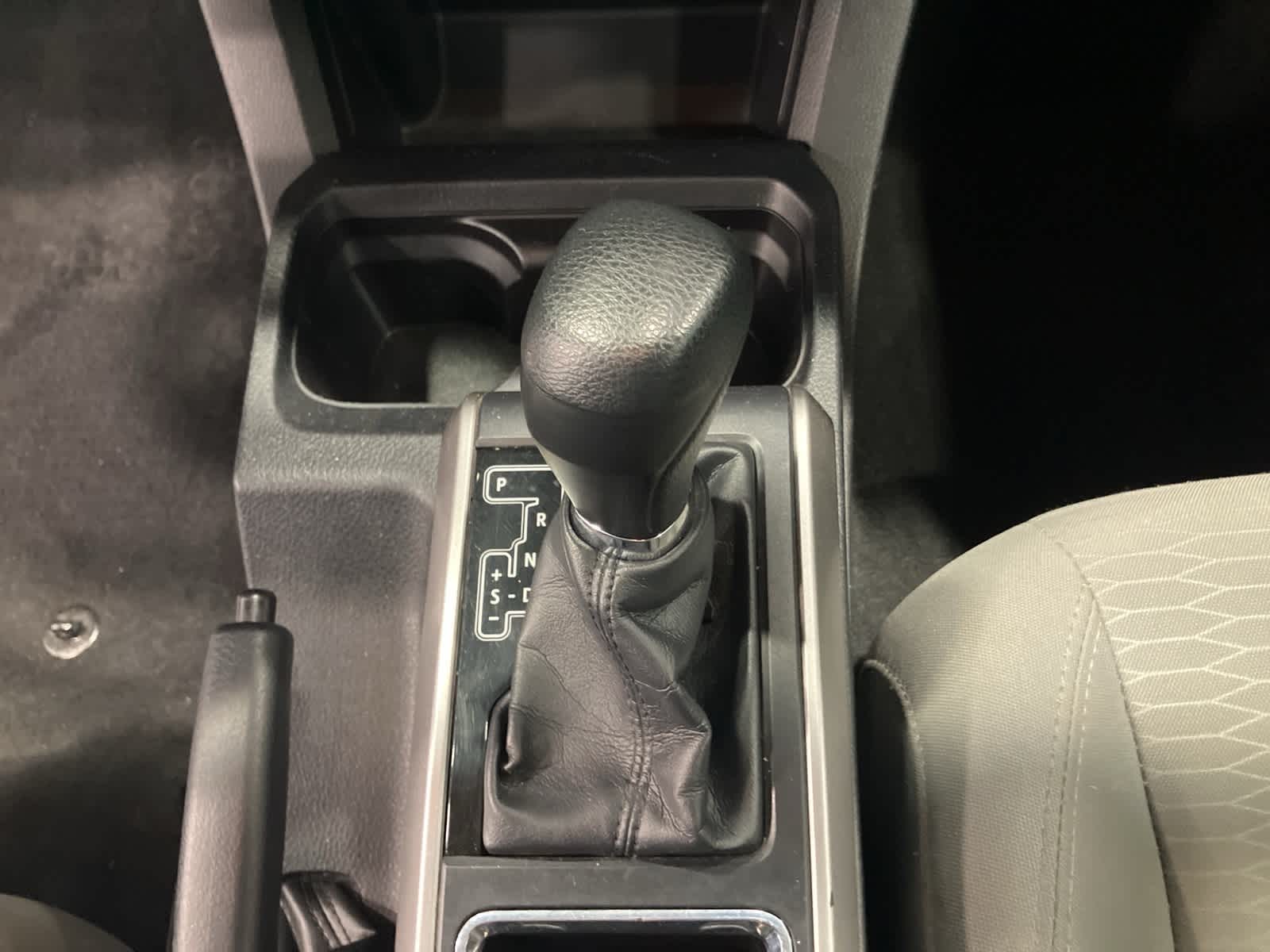 Thumbnail: 2017 Toyota Tacoma - 16