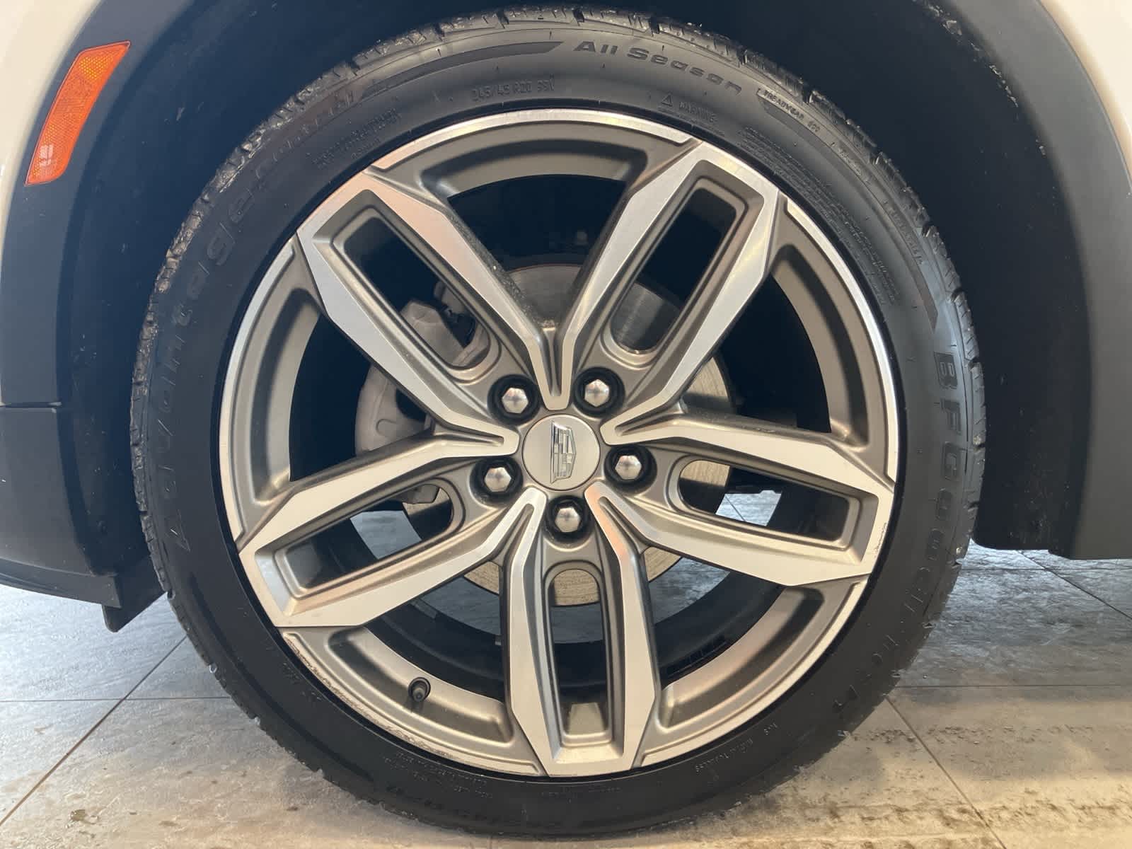 Thumbnail: 2023 Cadillac XT4 - 9