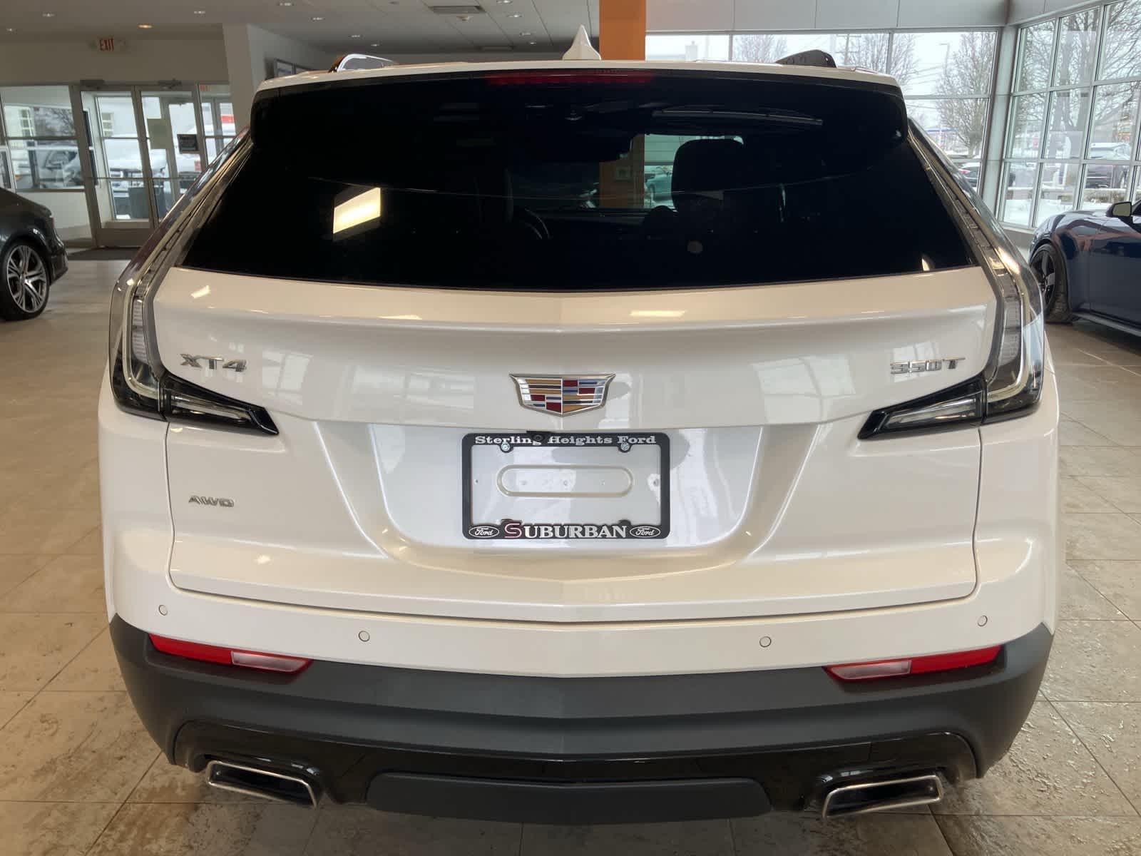 Thumbnail: 2023 Cadillac XT4 - 6