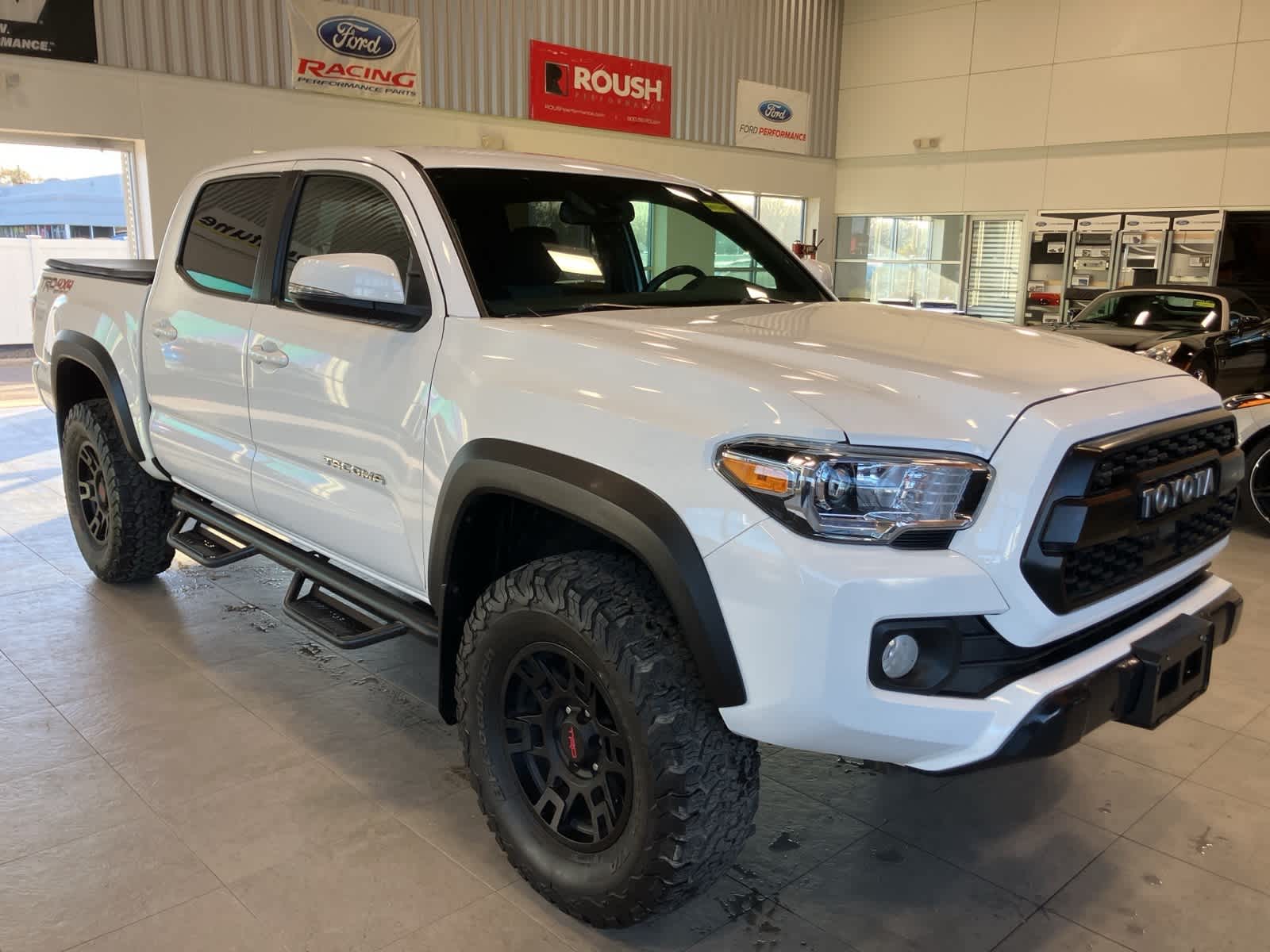 Thumbnail: 2021 Toyota Tacoma - 3