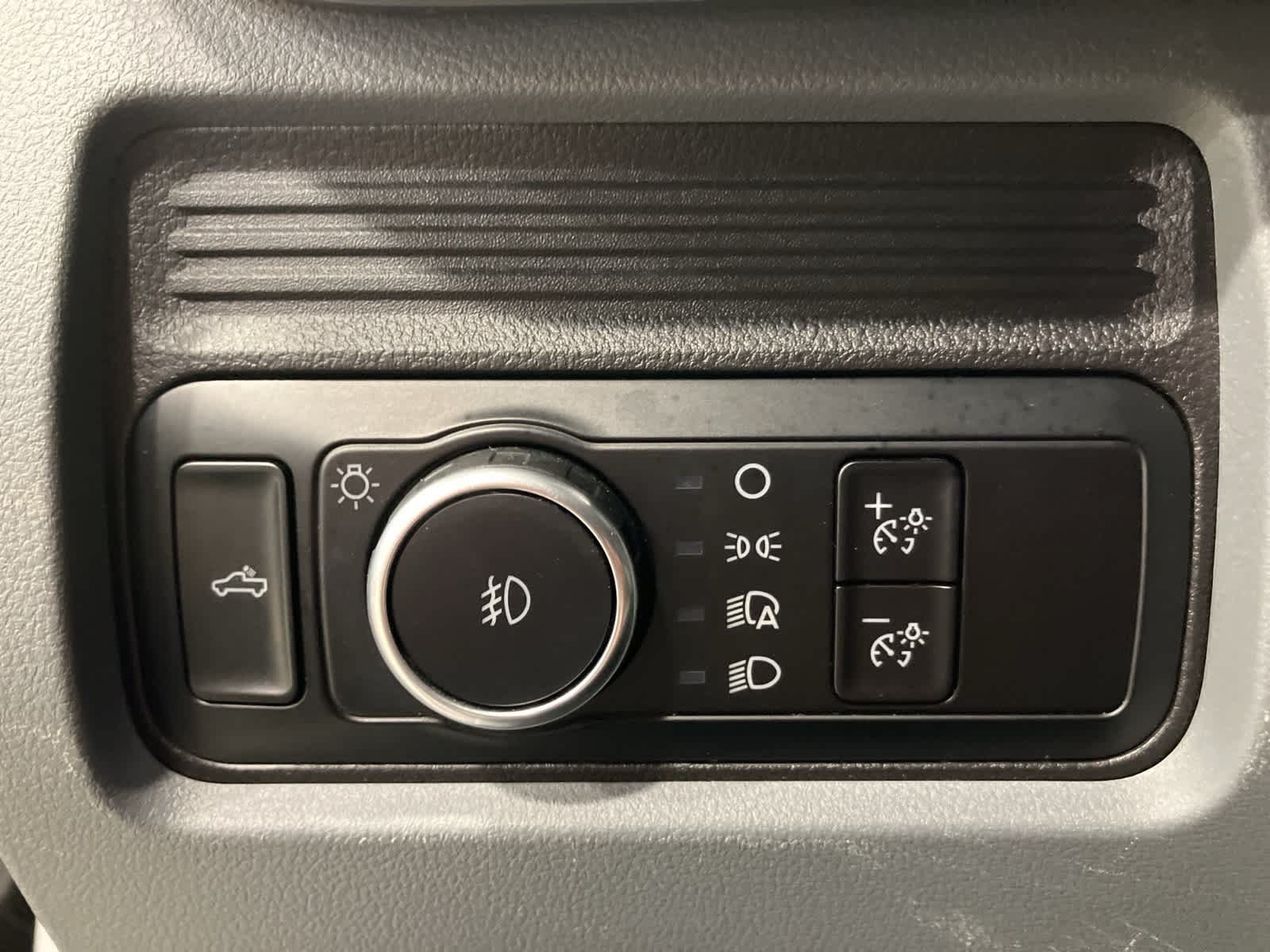 Thumbnail: 2024 Ford Econoline - 14