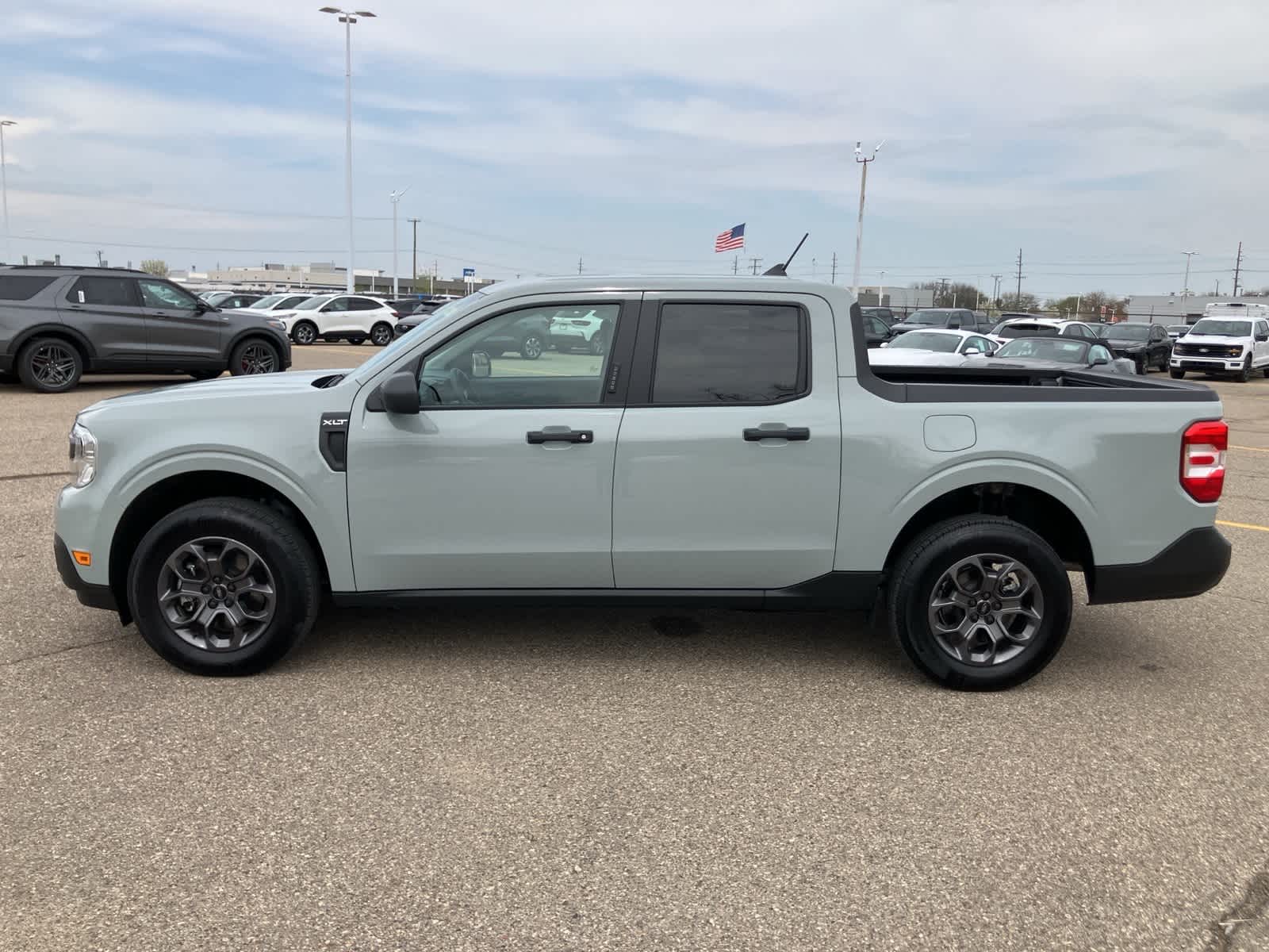 2023 Ford Maverick XLT 8