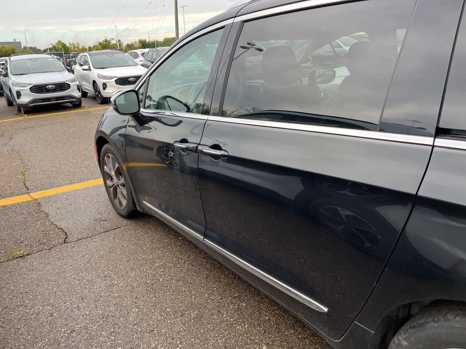 Thumbnail: 2020 Chrysler Pacifica - 10