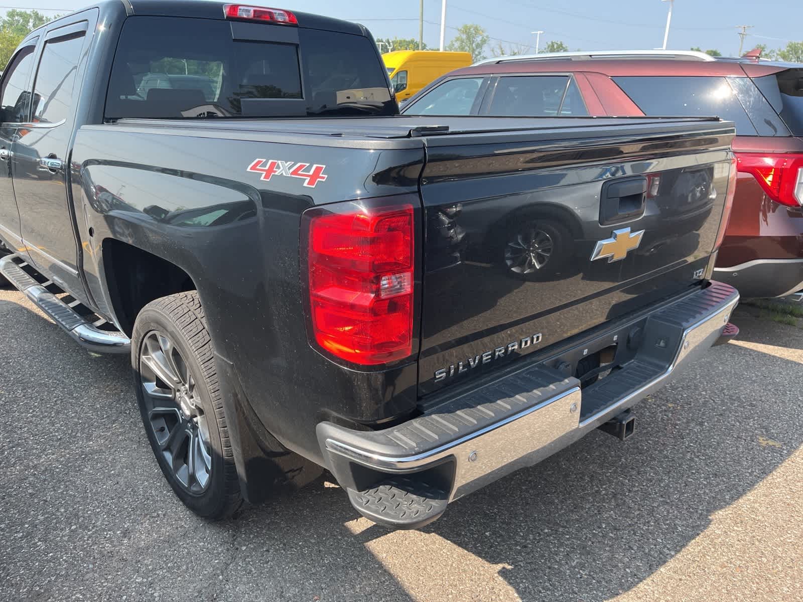 Thumbnail: 2015 Chevrolet Silverado 1500 - 9
