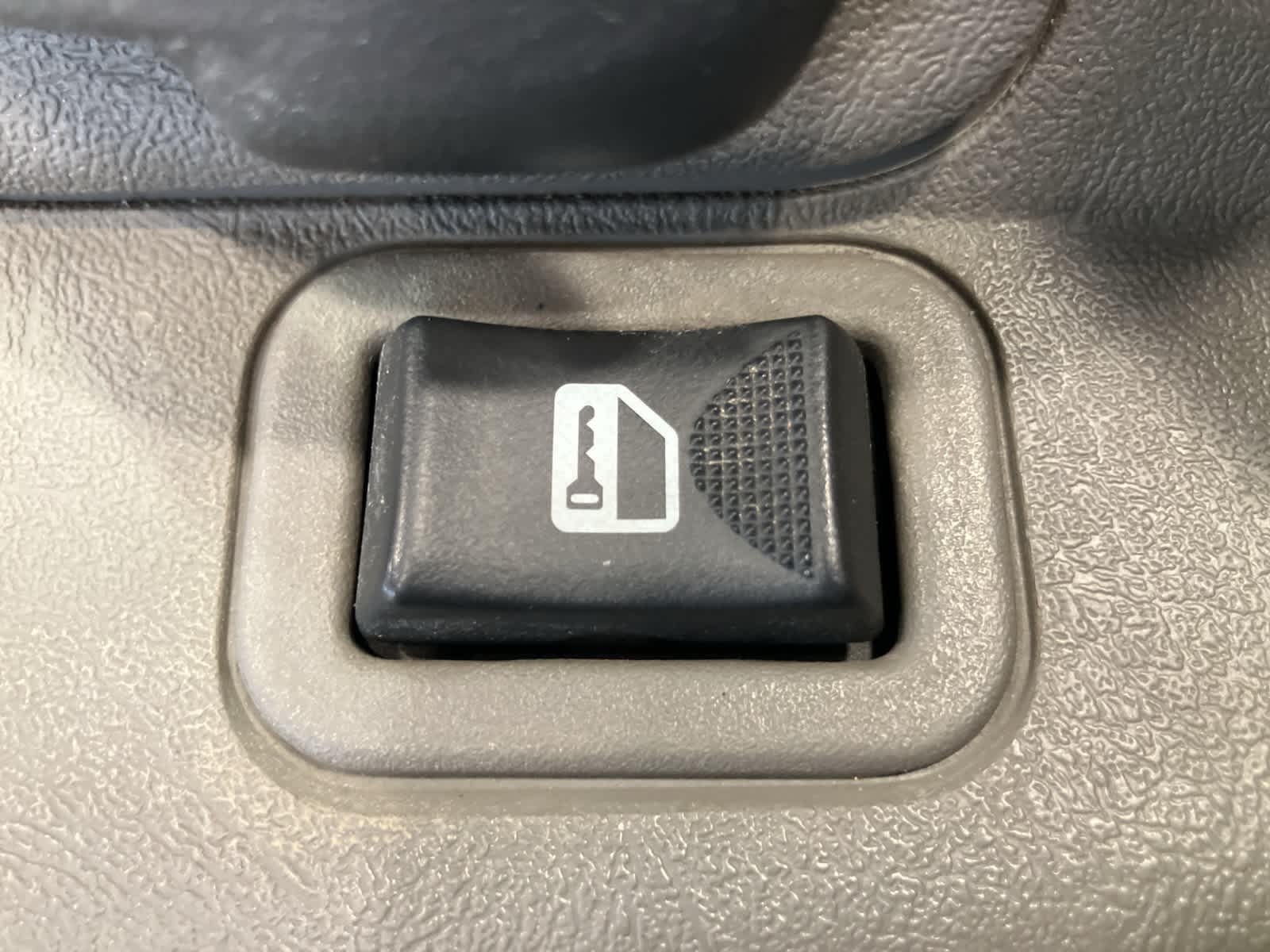 Thumbnail: 2021 GMC Savana - 12