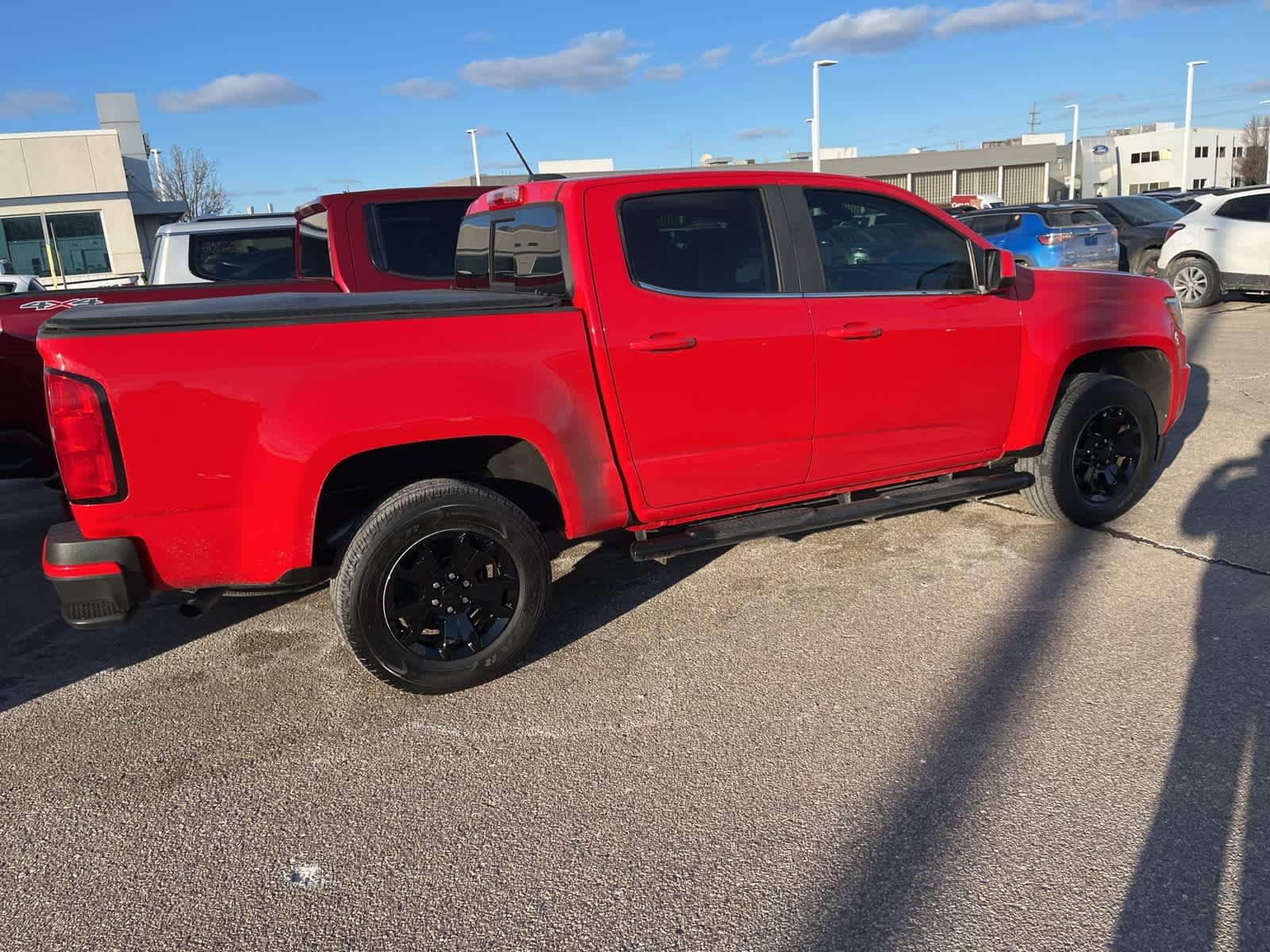 Thumbnail: 2018 Chevrolet Colorado - 15