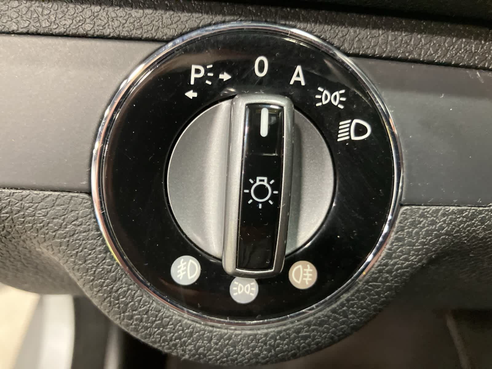 Thumbnail: 2008 Mercedes-Benz C-Class - 16