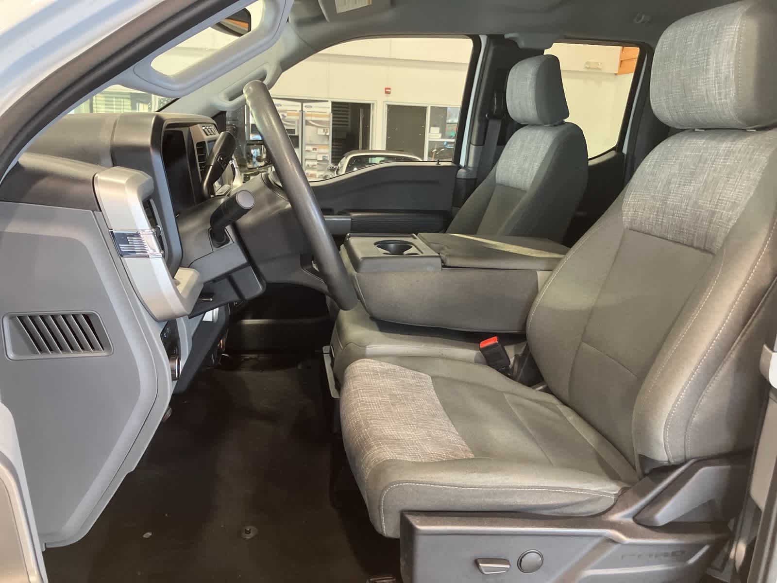 Thumbnail: 2023 Ford Econoline - 11